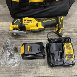 AS-IS DEWALT 20V MAX XR Cordless Brushless 3-Speed Oscillating Multi Tool Kit
