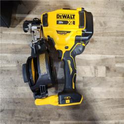 HOUSTON LOCATION - AS-IS DEWALT Roofing Nailer Cordless Kit w/ Battery & Charger