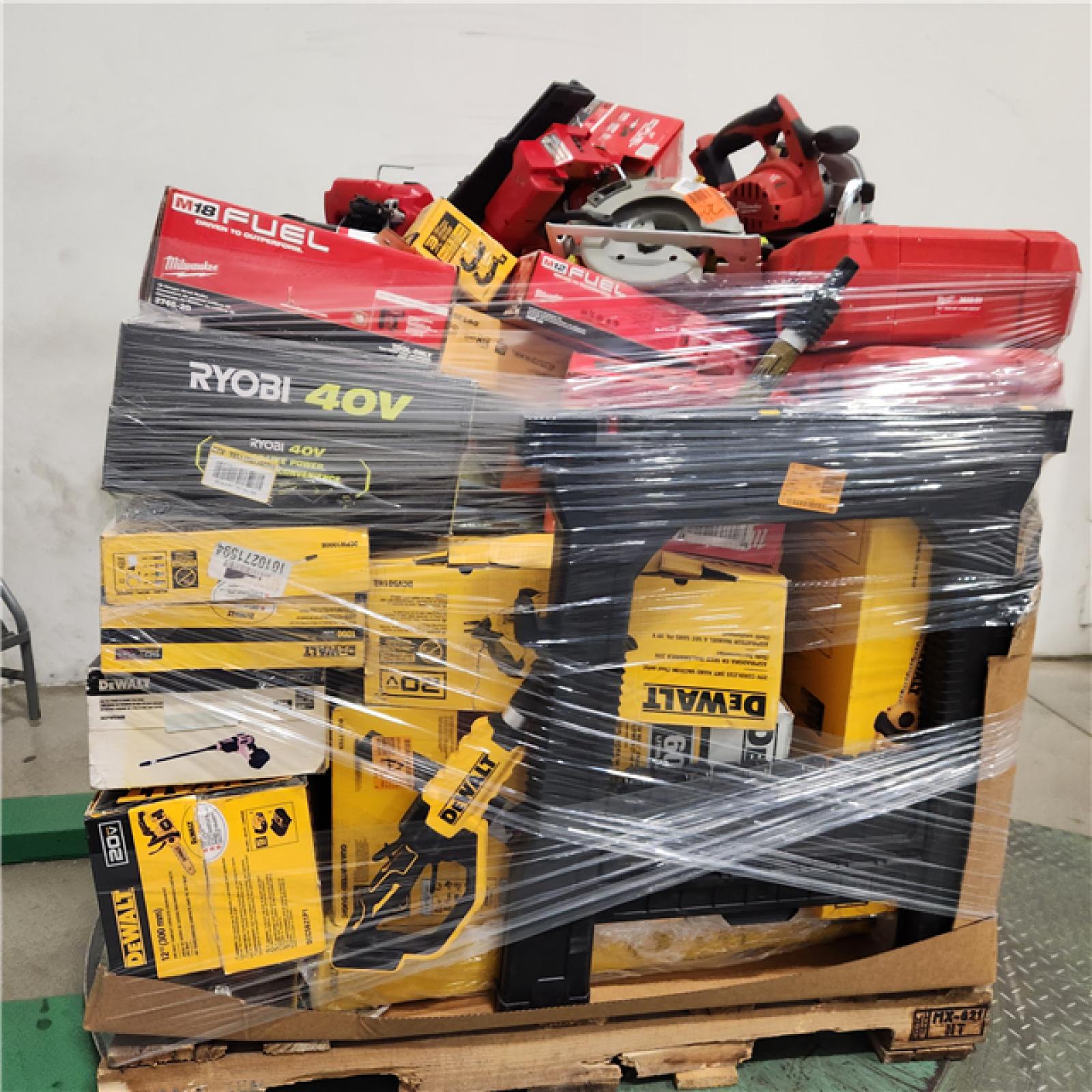 Dallas Location - As-Is Tool Pallet