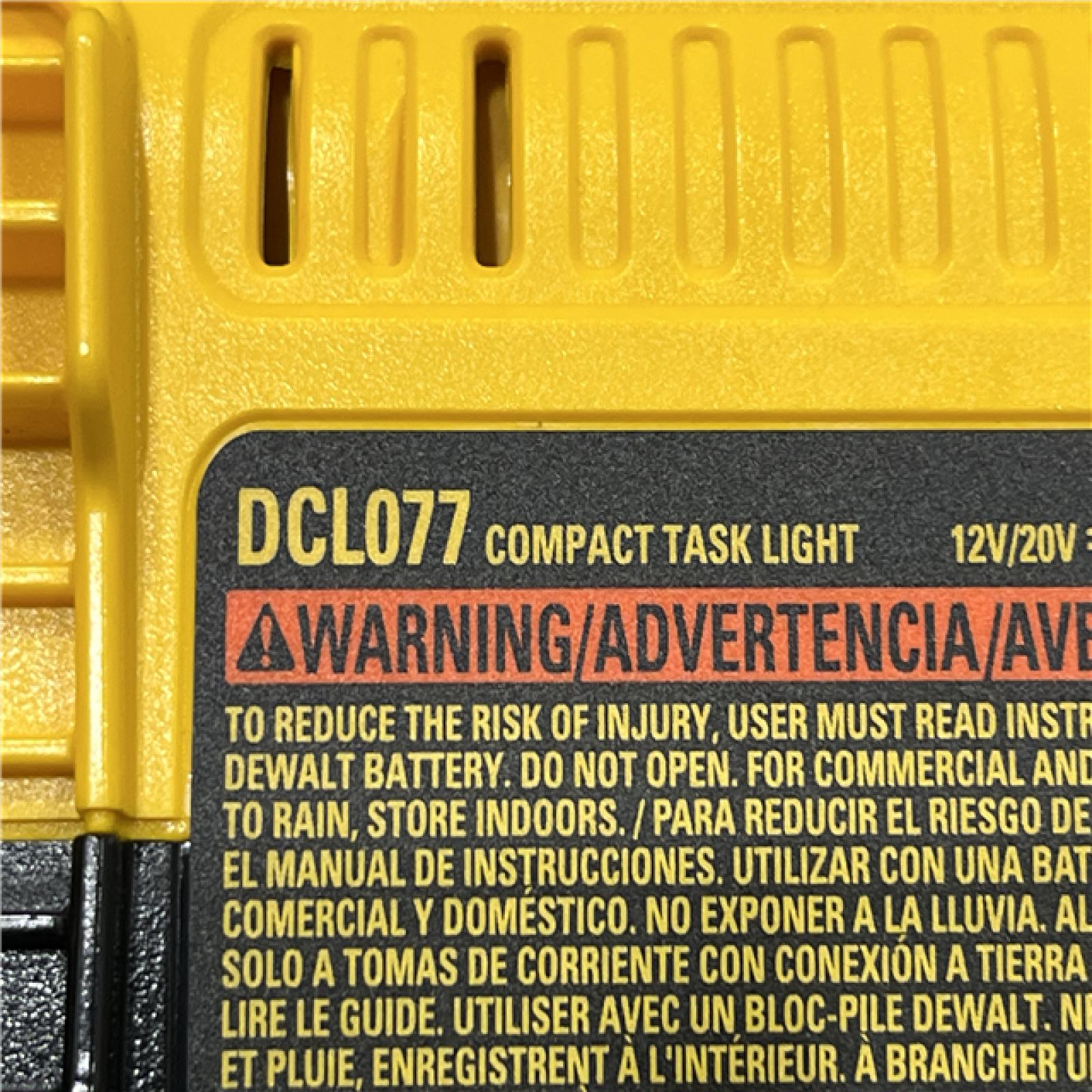 LIKE NEW - DEWALT 20-Volt MAX Lithium-Ion Compact Cordless Task Light Kit