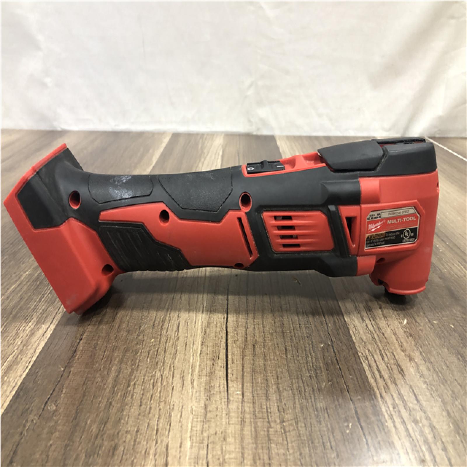 AS-IS Milwaukee 18V Lithium-Ion Cordless Oscillating Multi-Tool (Tool-Only)