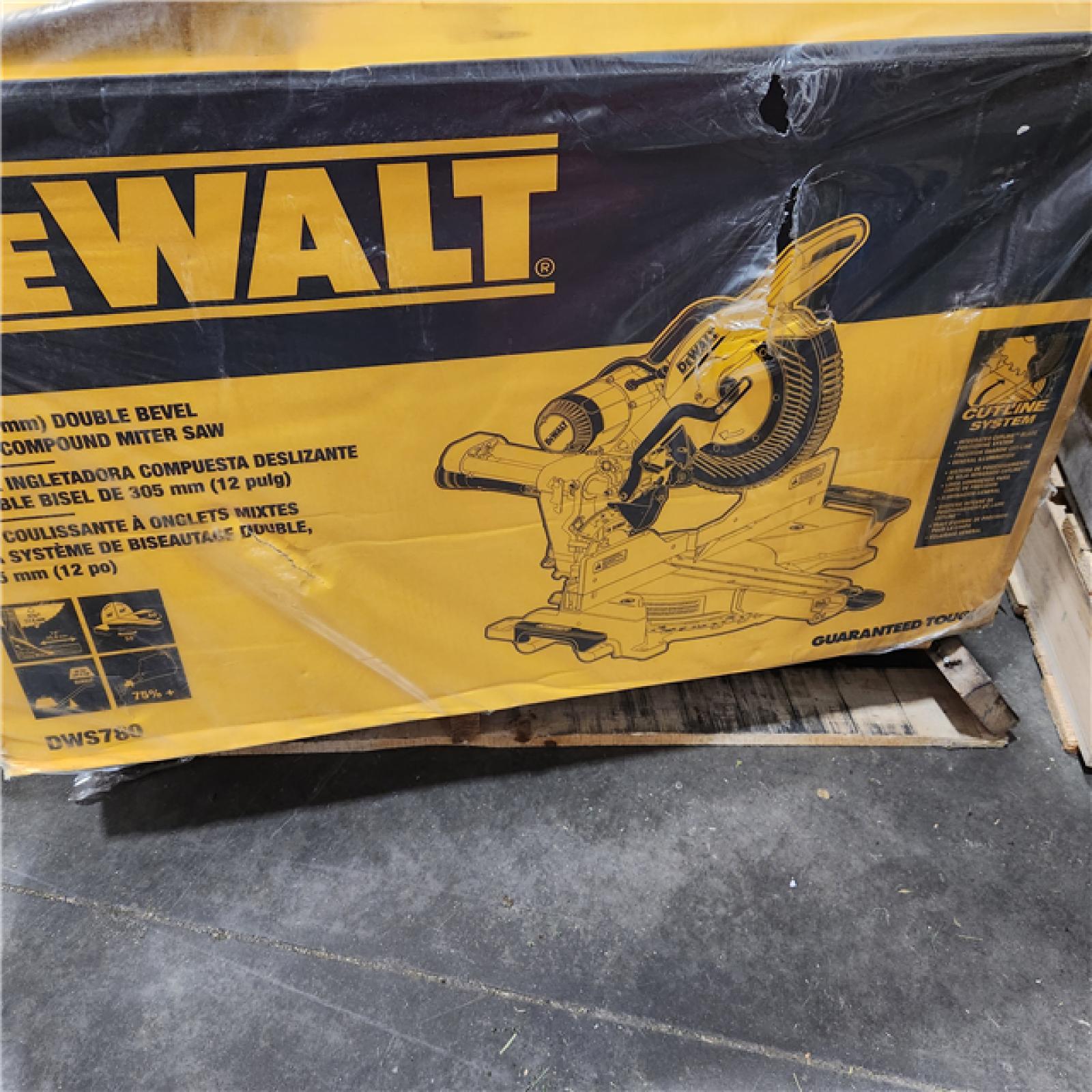 Like New- DeWALT  12in Double Bevel Sliding Compound Miter Saw