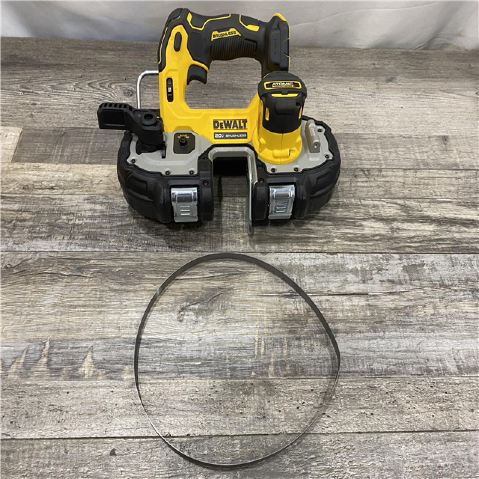 AS-IS DEWALT ATOMIC 20V MAX Cordless Brushless Compact 1-3/4 in. Bandsaw (Tool Only)