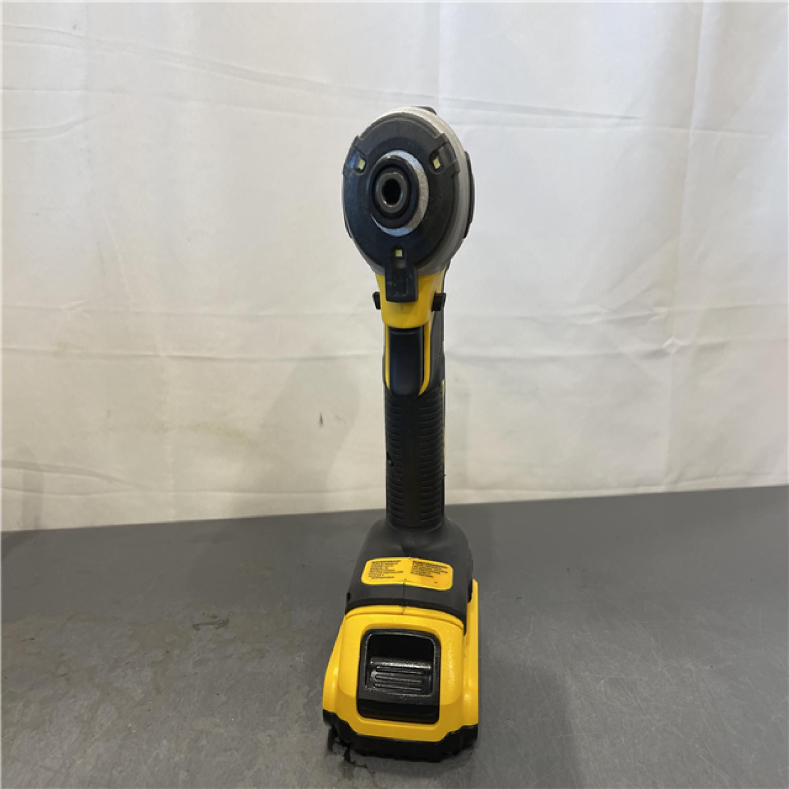 AS-IS - DEWALT ATOMIC 20V MAX* Brushless Cordless Compact 1/4 in. Impact Driver Kit
