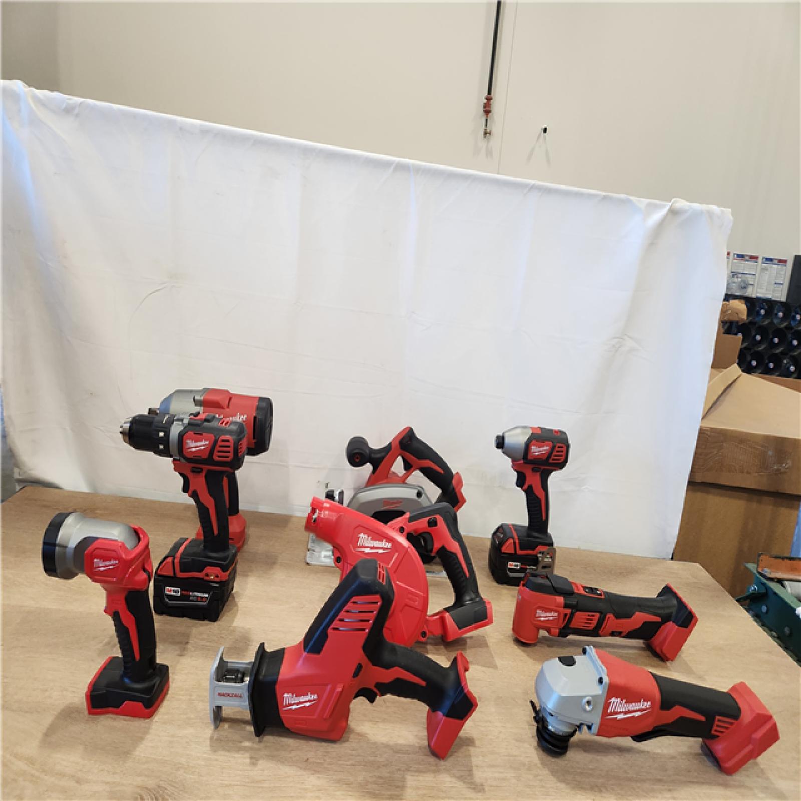 AS-IS- Milwaukee 18-Volt Lithium-Ion Cordless (9-Tool) Combo Kit