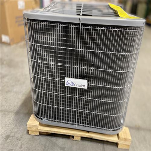 DALLAS LOCATION - Smartcomfort® by Carrier 2.5 Ton 14.3 Seer2 Heat Pump