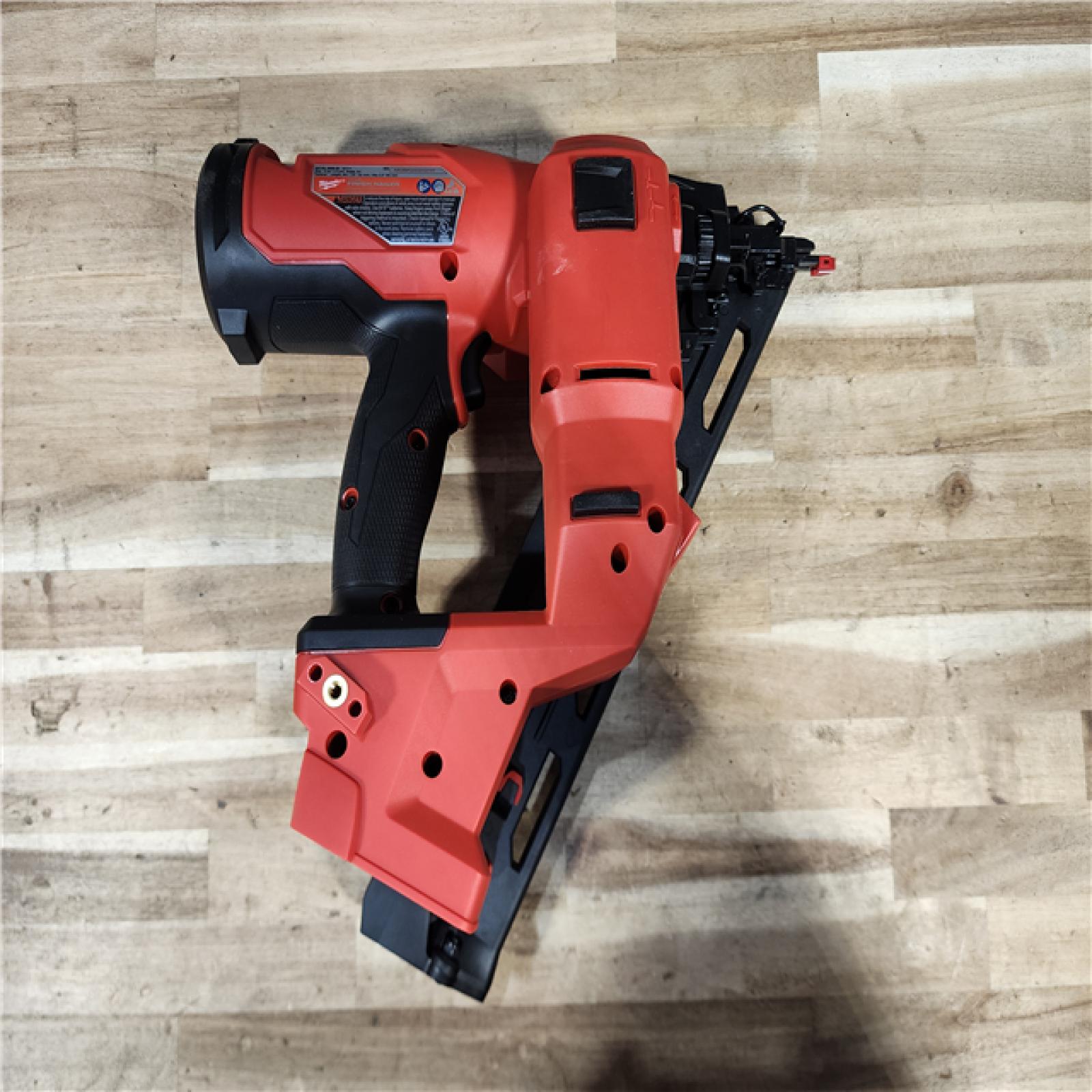 HOUSTON LOCATION - AS-IS Milwaukee FUEL 18-Volt Lithium-Ion Brushless Cordless Gen II 15-Gauge Angled Finish Nailer (Tool-Only)