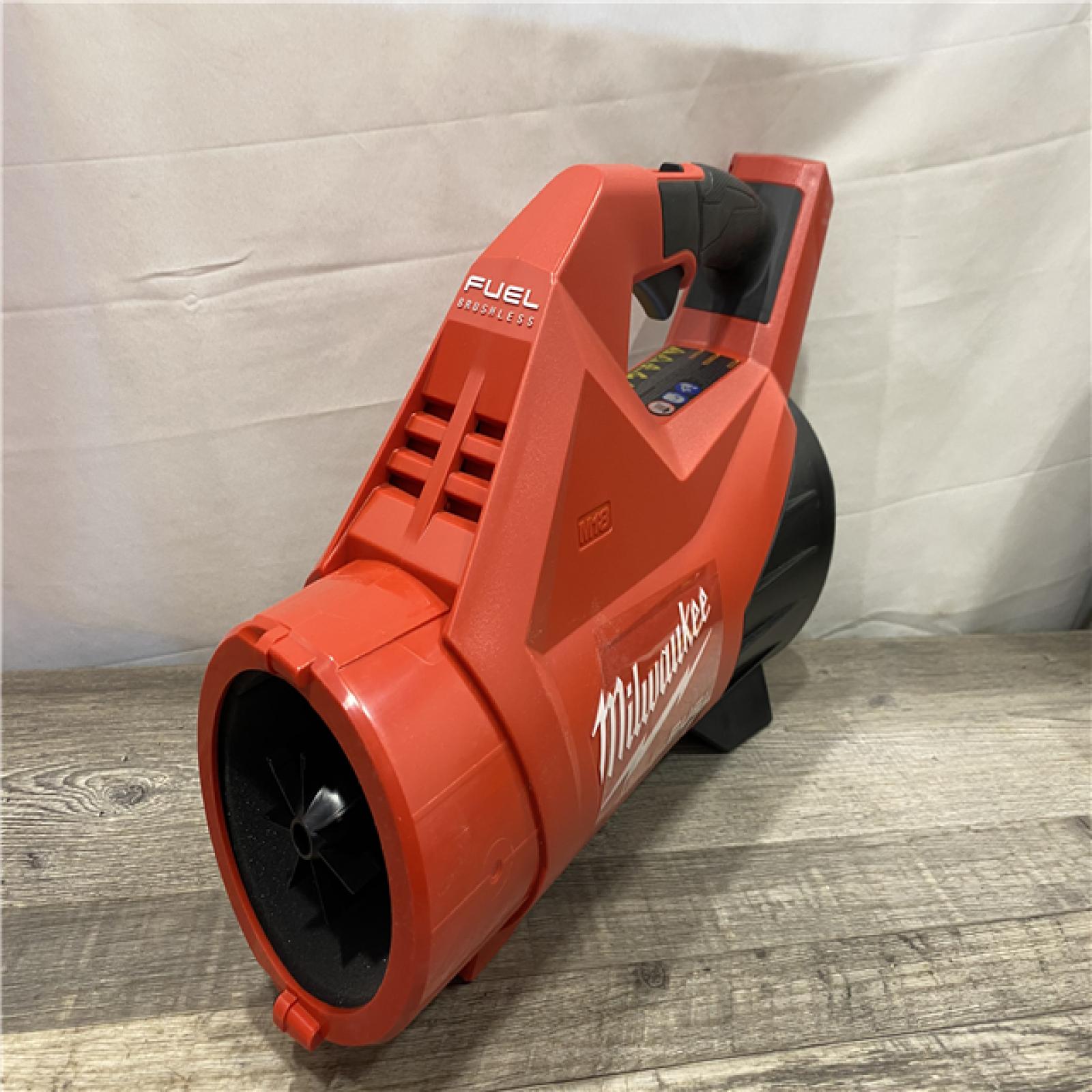 AS-IS Milwaukee FUEL 120 MPH 500 CFM 18V Brushless Cordless Battery Powered Leaf Blower Kit