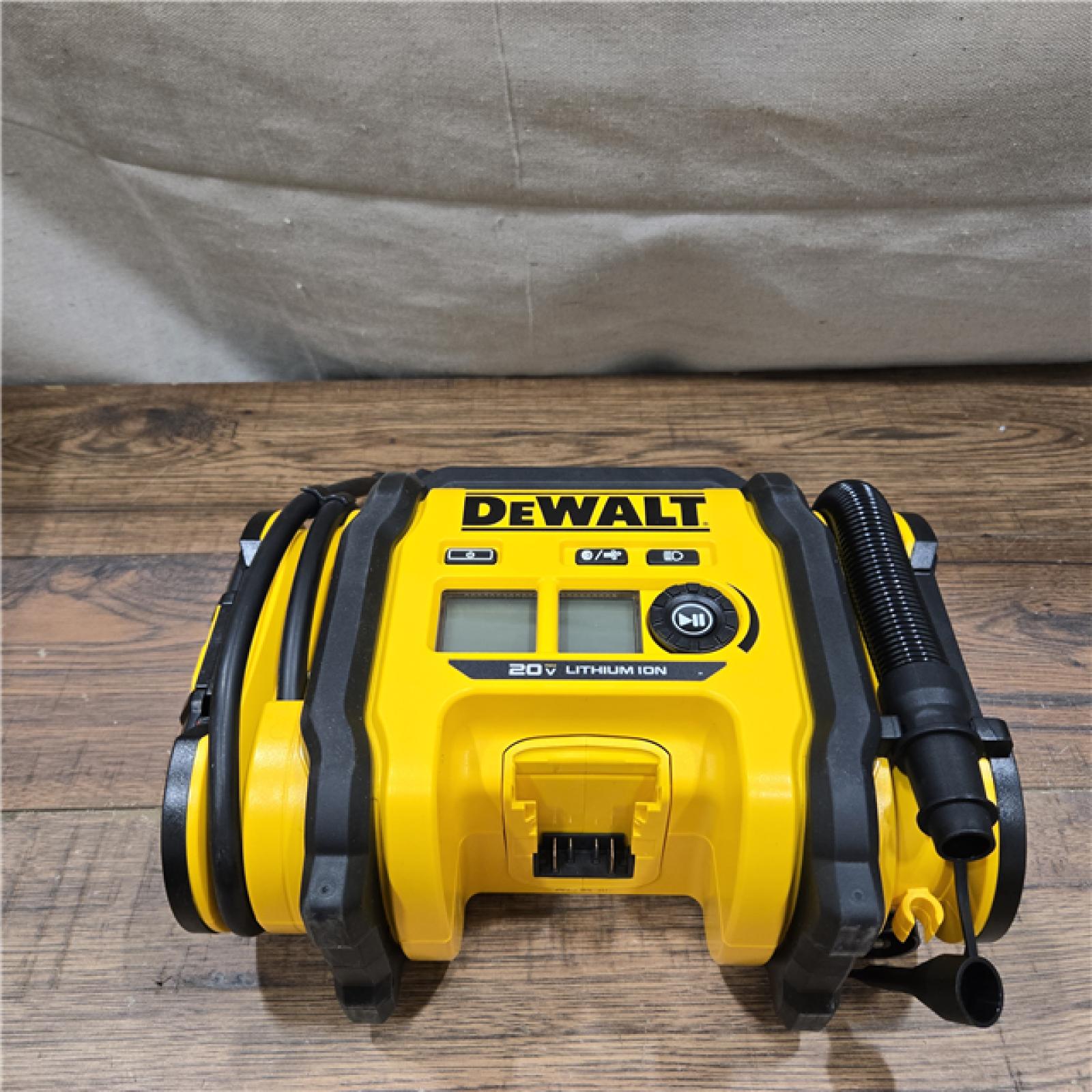 AS-IS DEWALT  20V MAX Inflator (Tool Only)