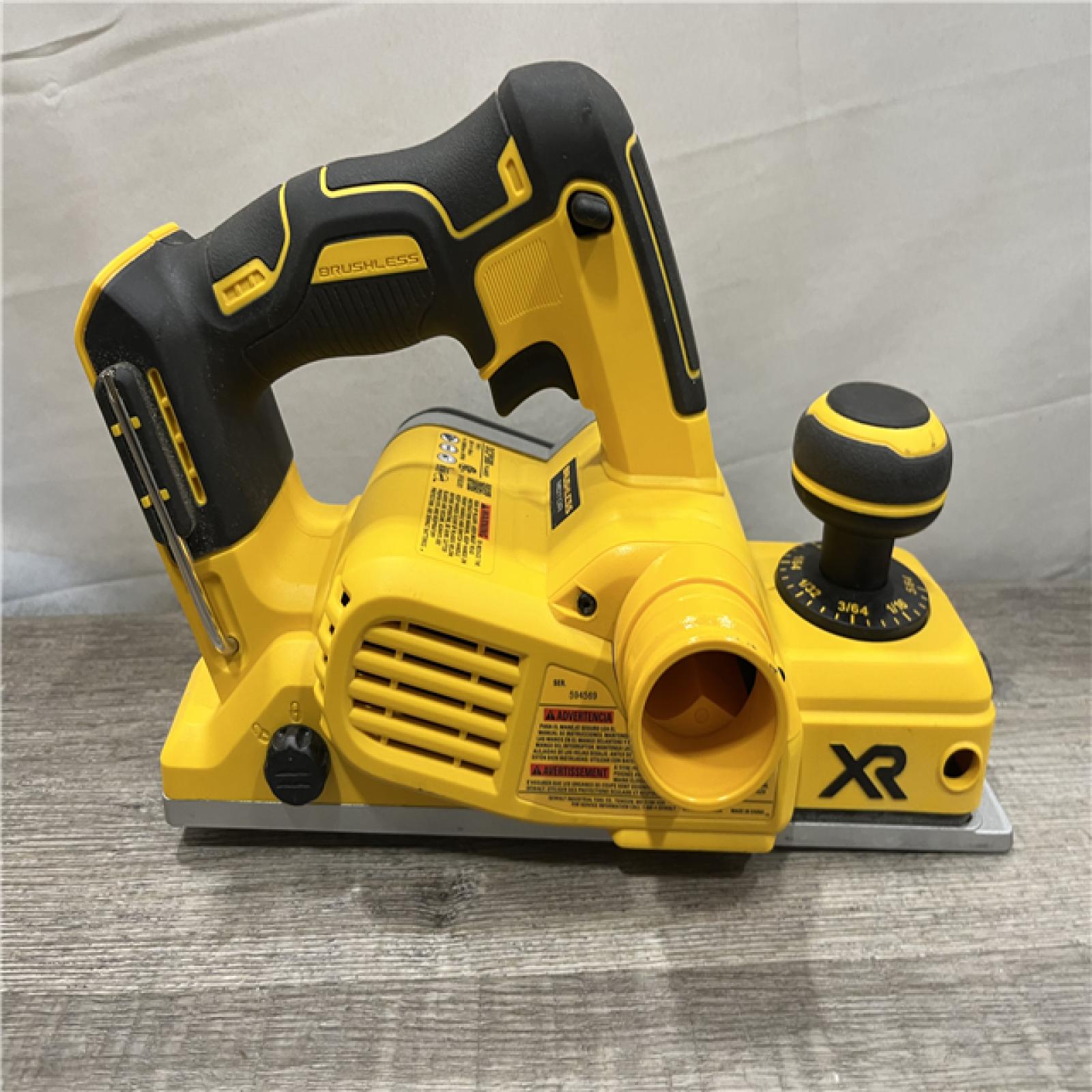 AS-IS DEWALT 20V MAX XR Cordless Brushless 3-1/4 in. Planer (Tool Only)