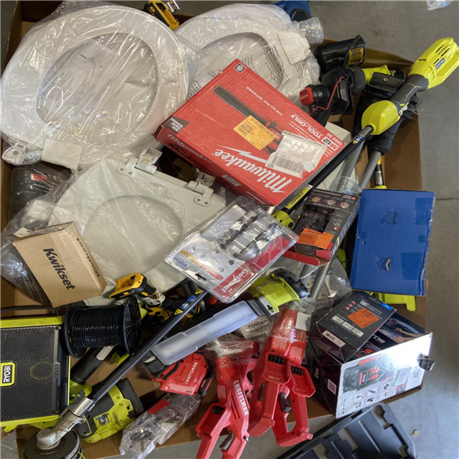 DALLAS LOCATION - AS-IS MISCELLANEOUS TOOL PALLET