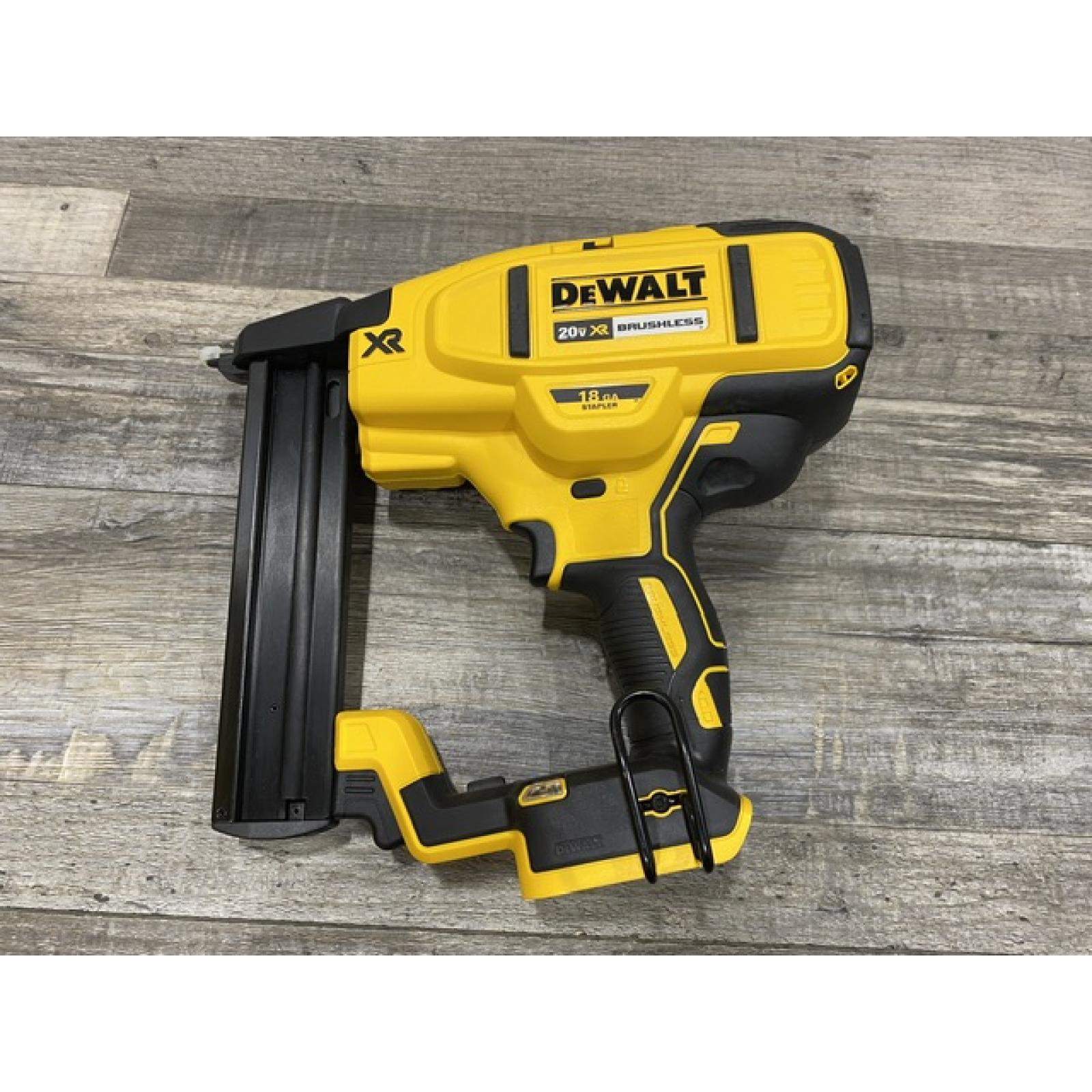 AS-IS DEWALT 20V MAX XR Lithium-Ion Cordless 18-Gauge Narrow Crown Stapler Kit