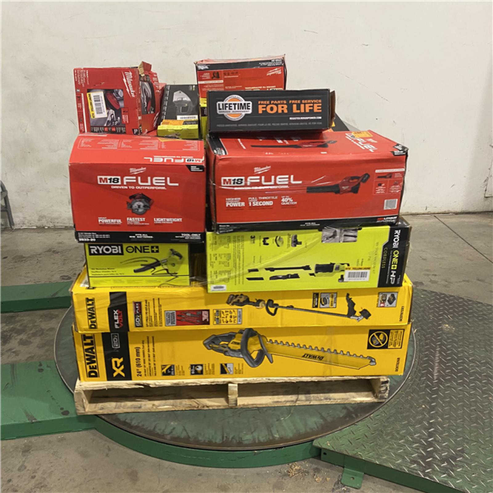 Dallas Location - As-Is Tool Pallet