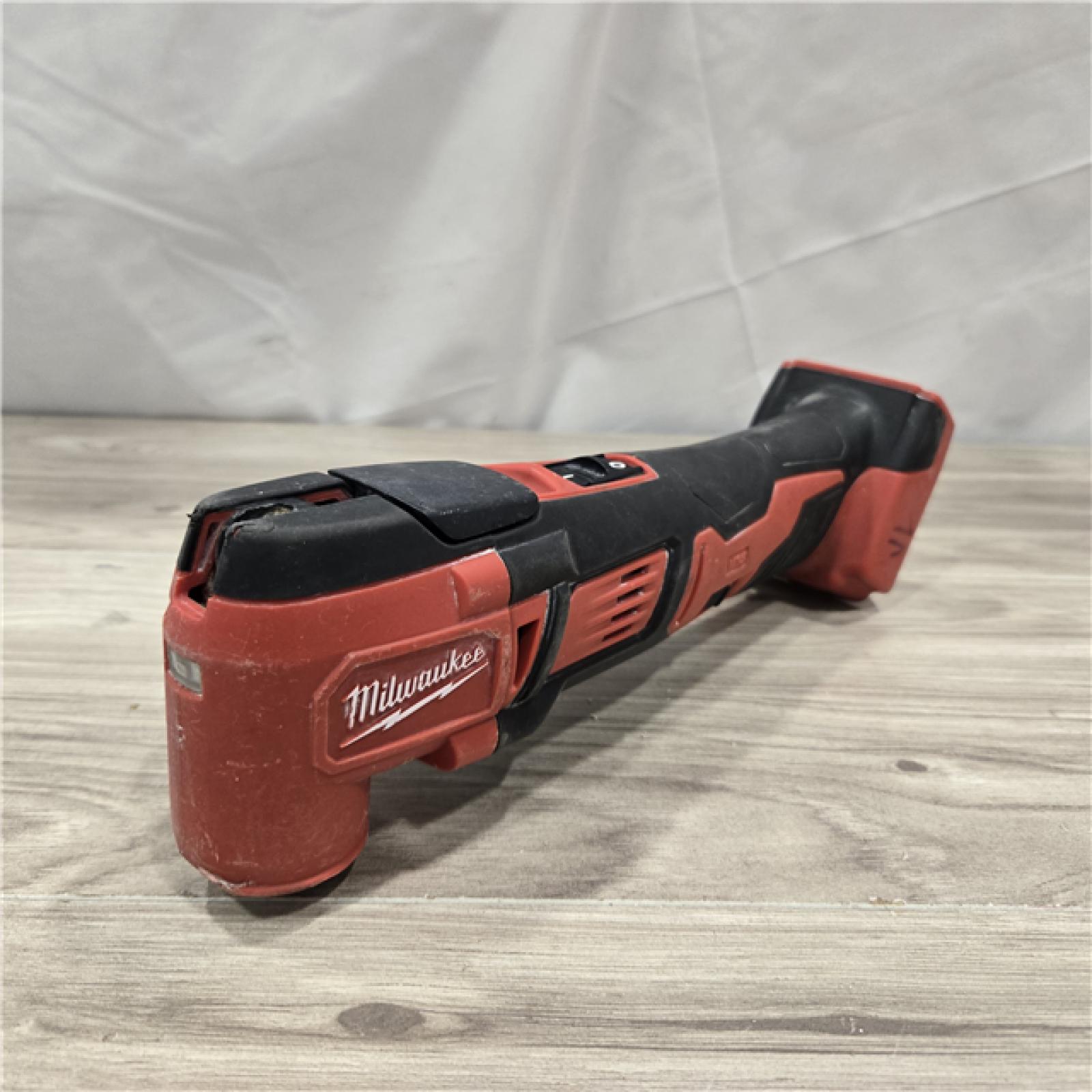 AS-IS Milwaukee 2626-20 M18 Cordless Multi-Tool (Tool Only)