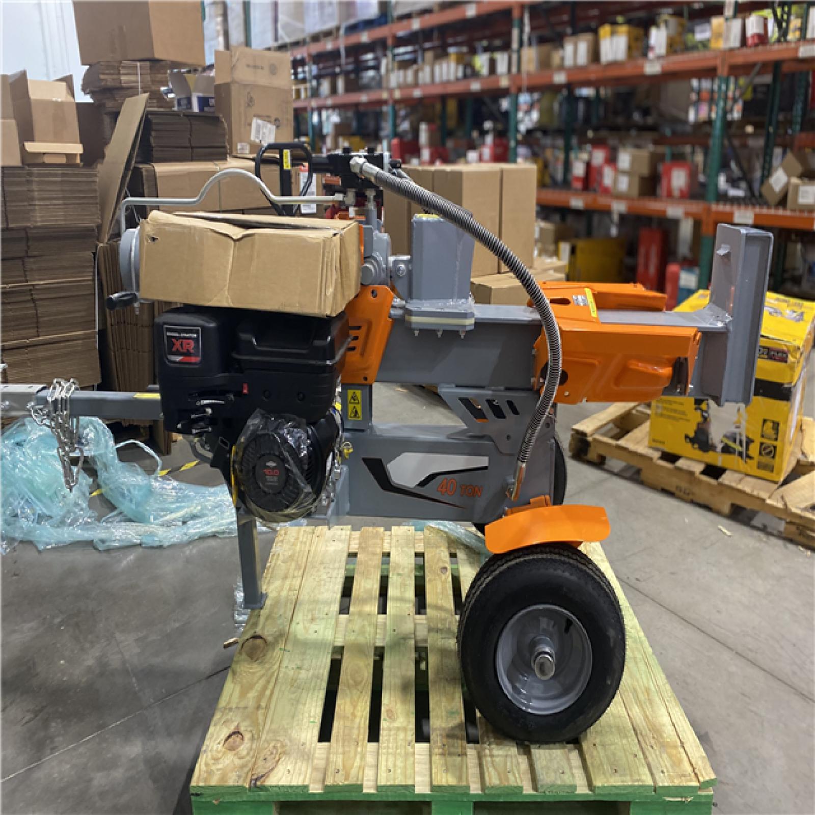 Dallas Location - As-Is YARDMAX 40 Ton 306cc Gas Engine XR1450 Log Splitter