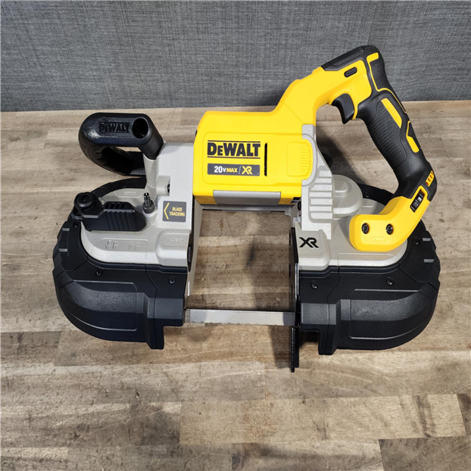 HOUSTON LOCATION - AS-IS DEWALT 20V MAX XR Cordless Li-Ion 5 Band Saw (TOOL ONLY)