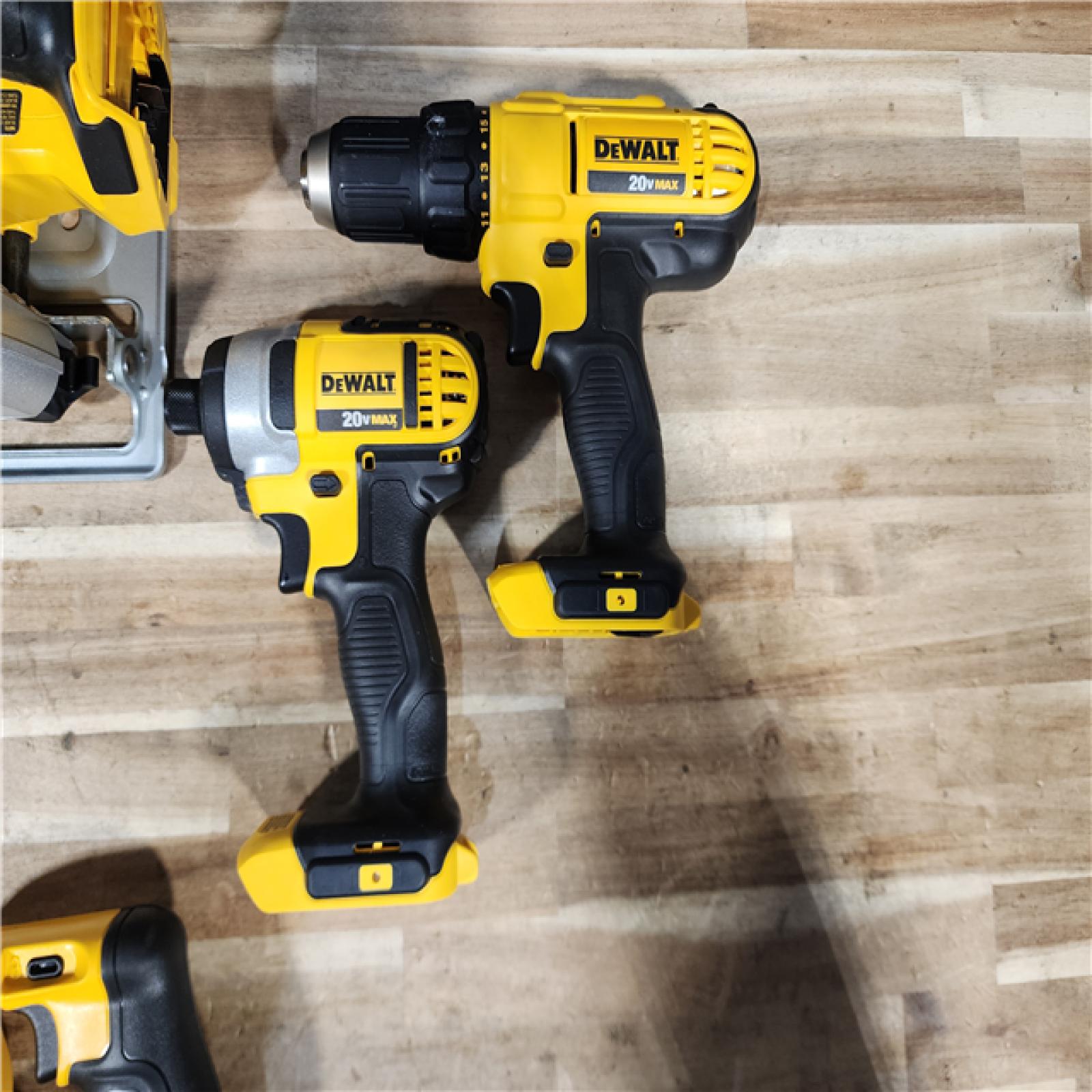 HOUSTON LOCATION - AS-IS DEWALT 4 TOOL COMBO KIT W/ (2) BATTERY & CHARGER