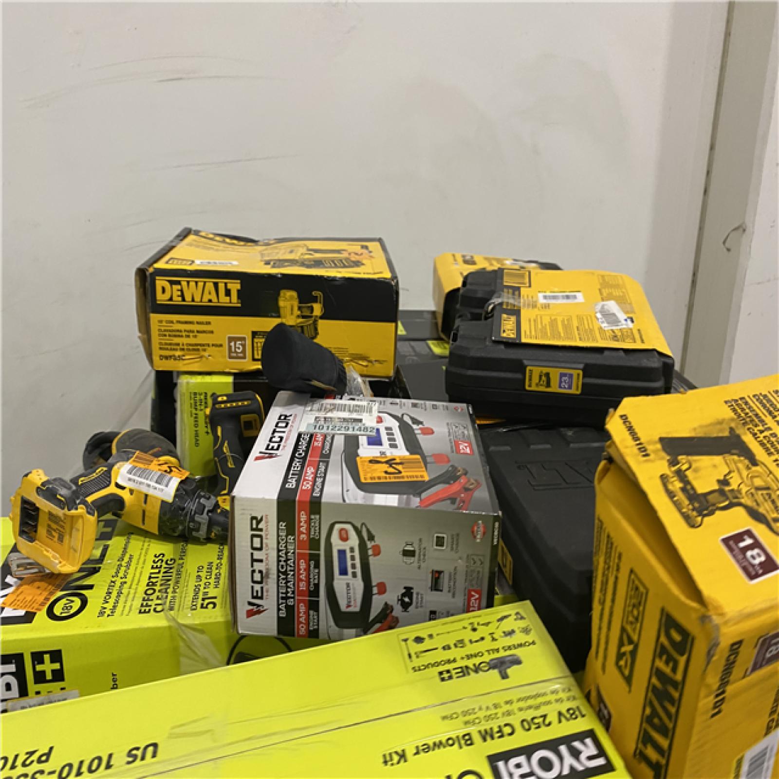 Dallas Location - As-Is Tool Pallet