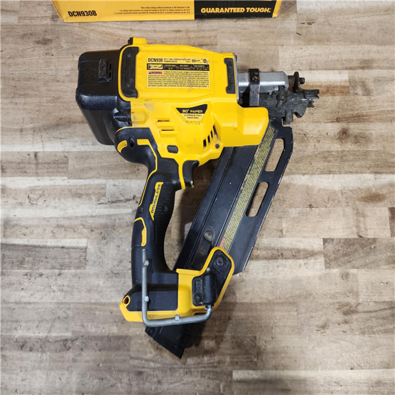 HOUSTON LOCATION - AS - IS DEWALT 20V 30 Degree Cordless Framing Nailer (Tool-Only)