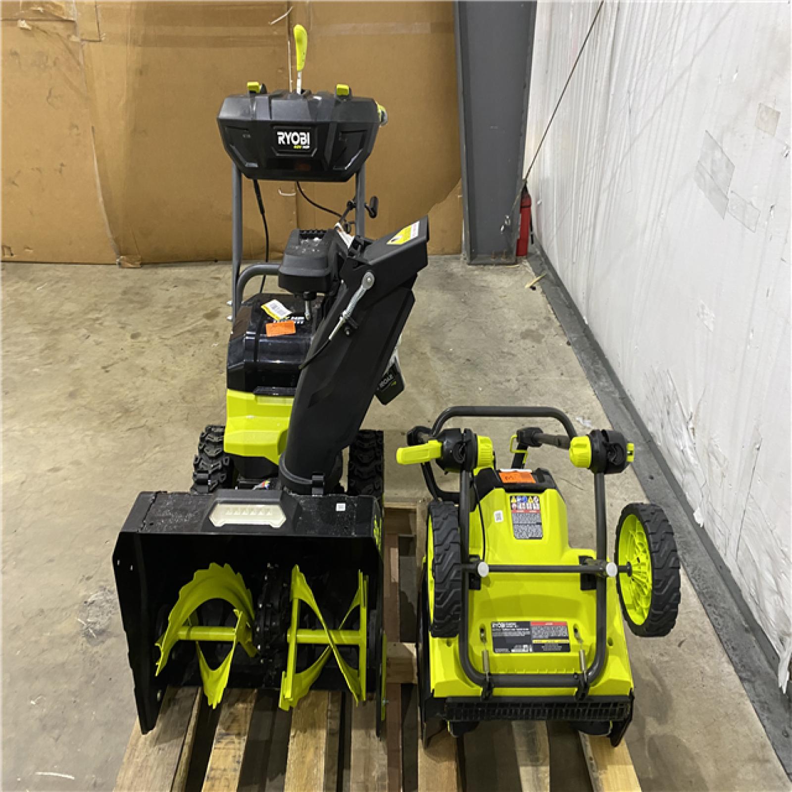 Houston Location AS IS - Tool Pallet