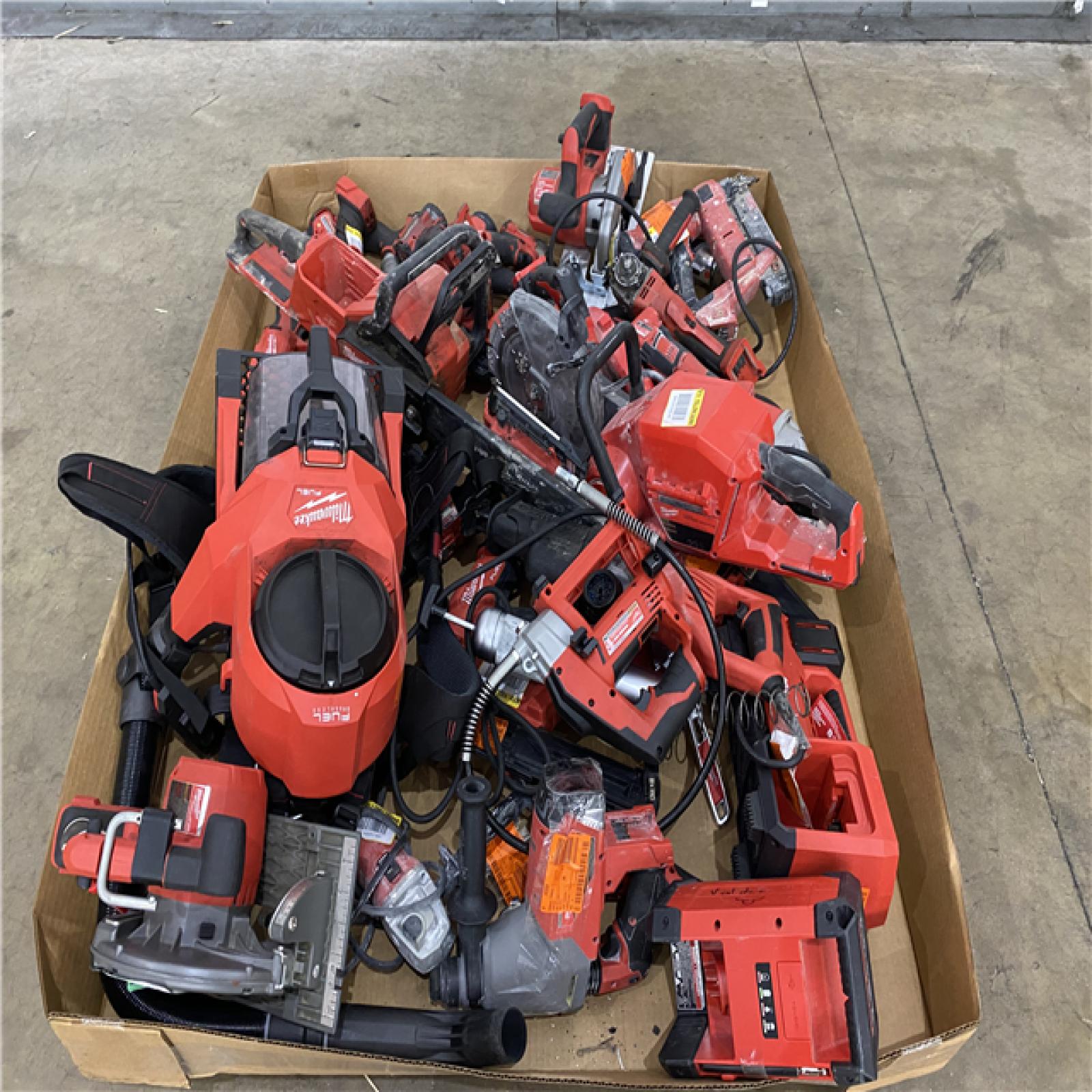 Houston Location AS IS - Tool Pallet