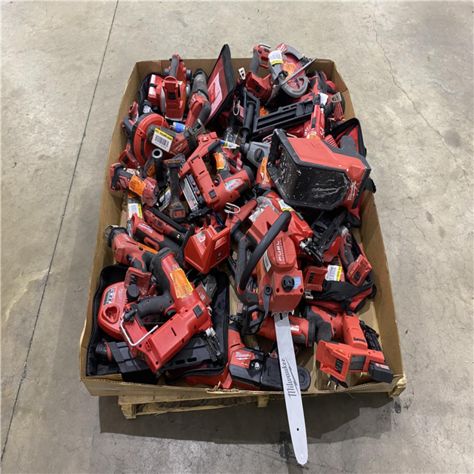 Houston Location AS IS - Tool Pallet