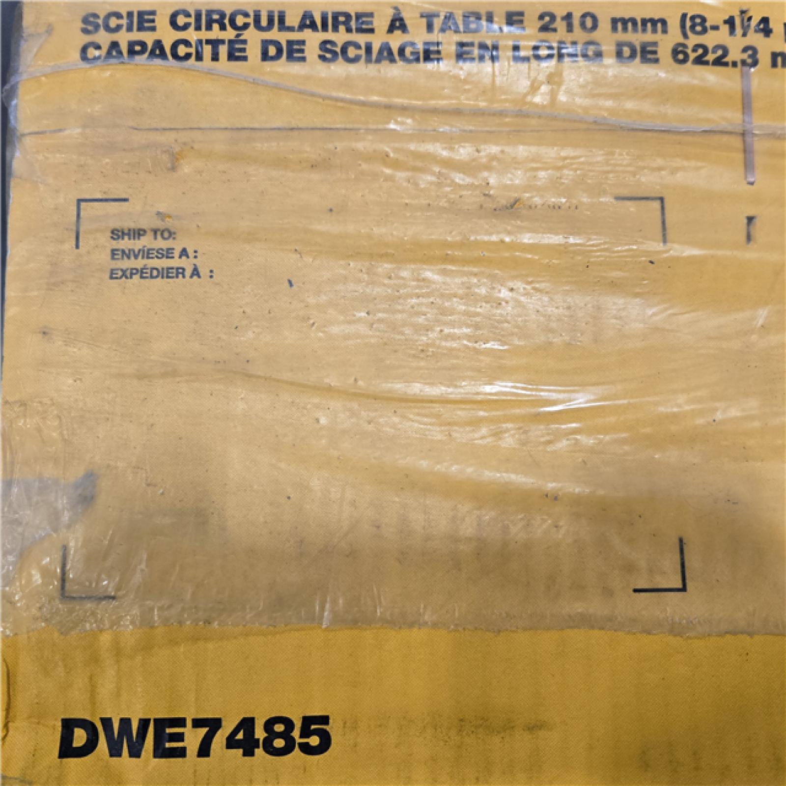 NEW! - DeWalt 15 Amps Corded 8-1/4 in. Compact Table Saw