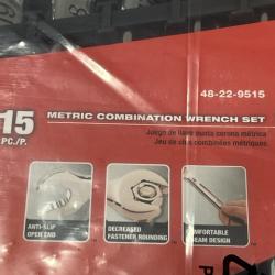 NEW - Milwaukee Metric Ratcheting Combination Wrench Set (15-Piece)