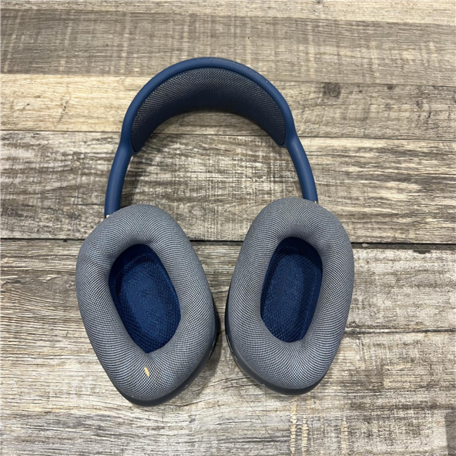 AS-IS Apple AirPods Max-Sky Blue