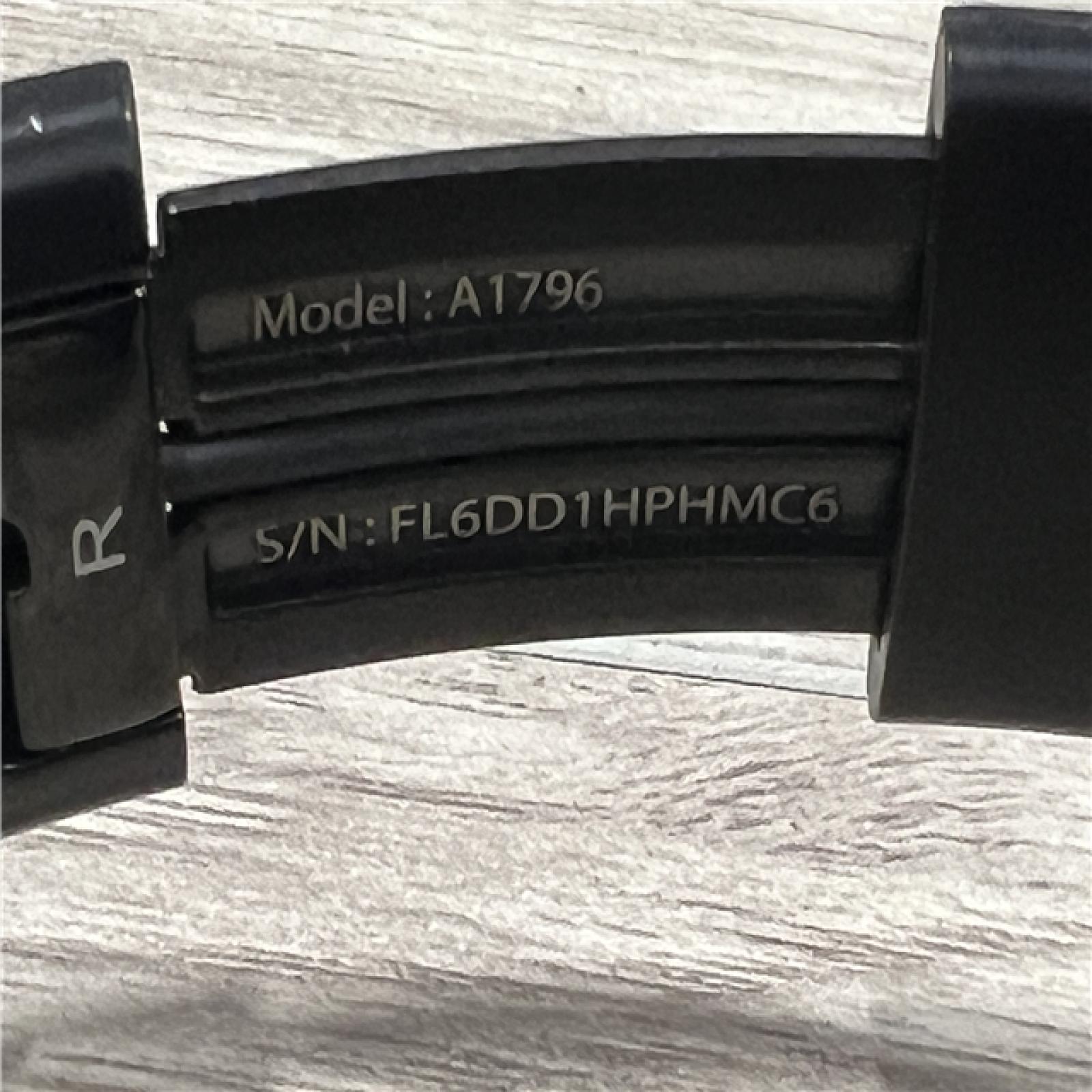 AS-IS Beats Solo3 Wireless On-Ear Headphones
