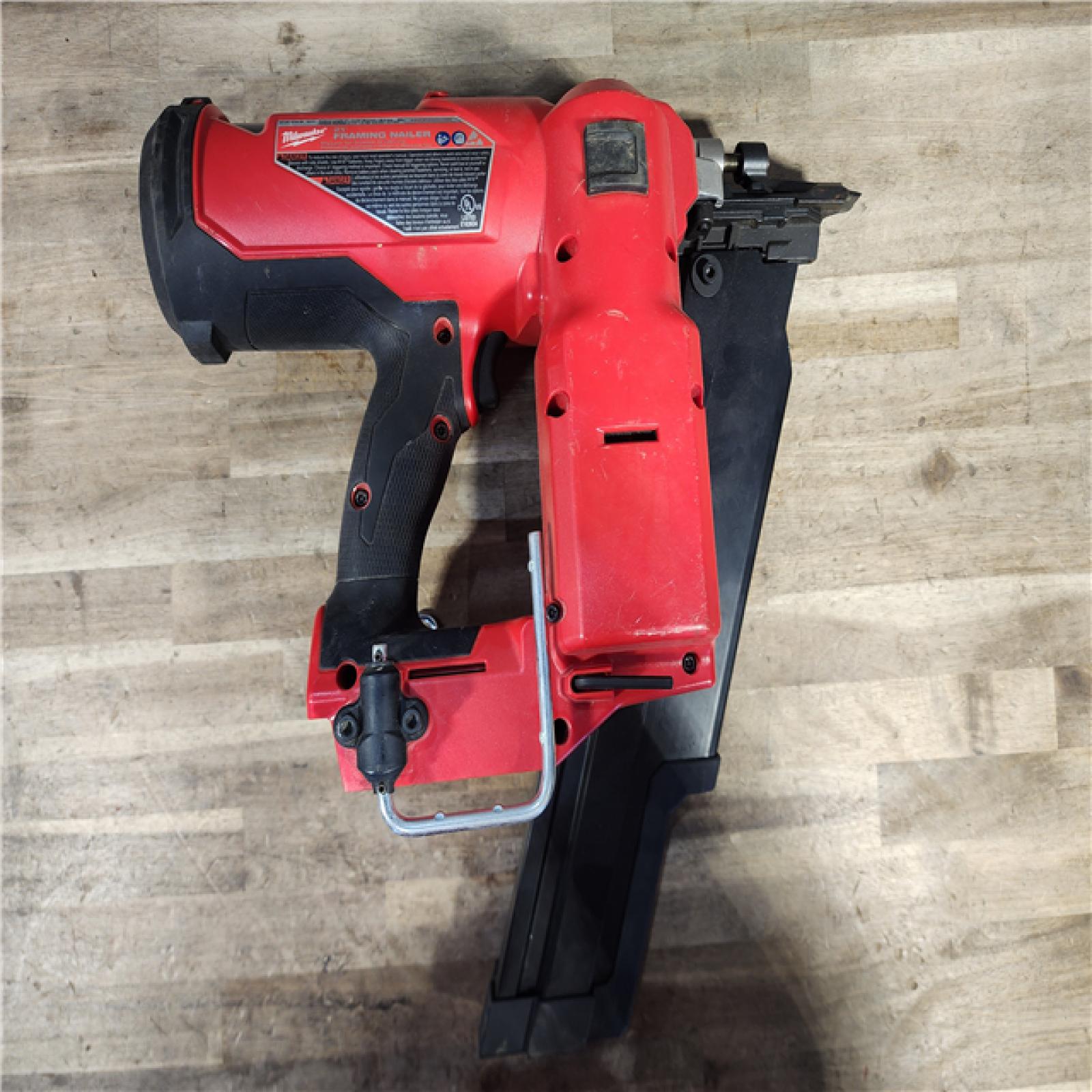 HOUSTON LOCATION - AS-IS Milwaukee 2744-20 M18 FUEL 3-1/2 in. 18V 21-Degree Lithium-Ion Brushless Cordless Framing Nailer (Tool-Only)