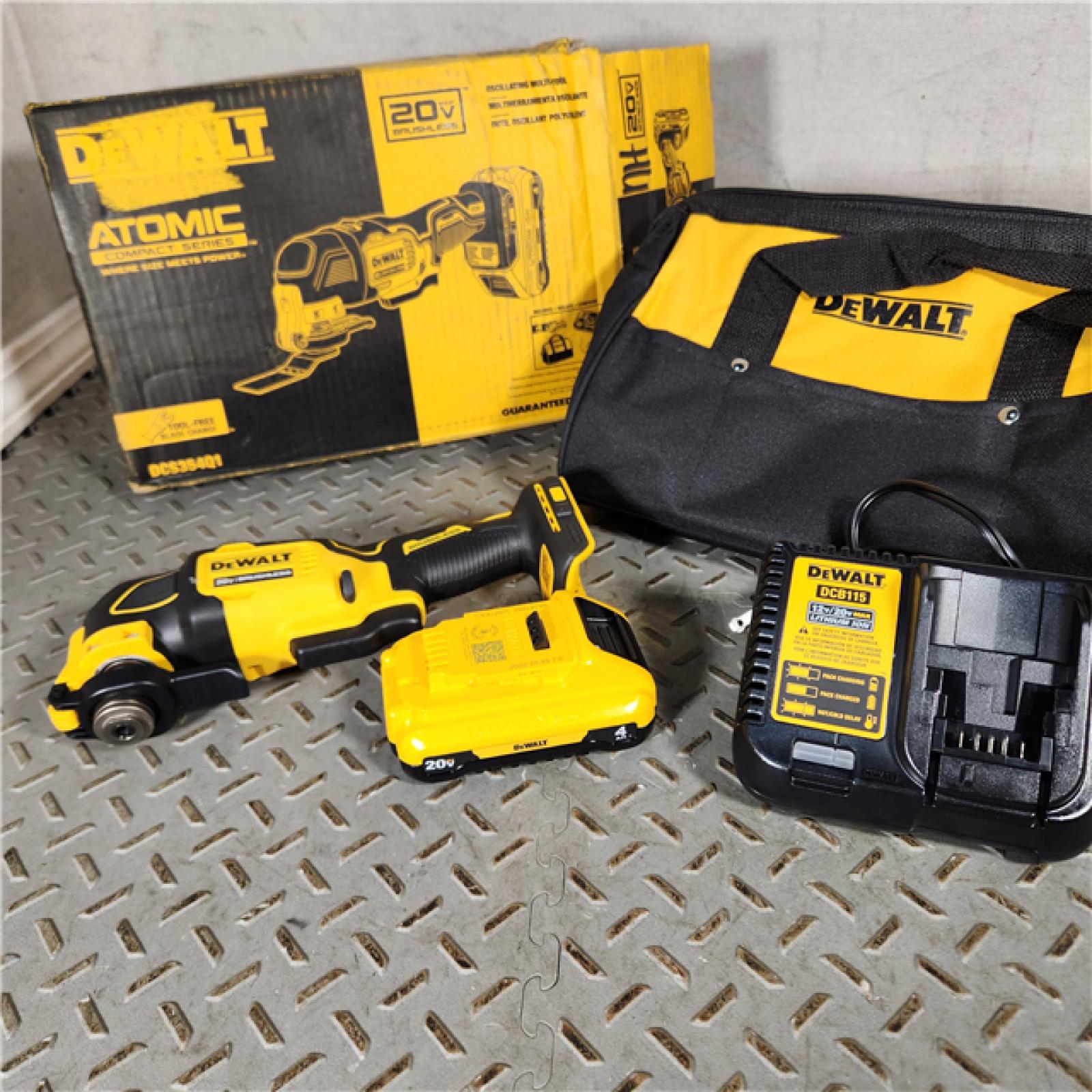 Houston Location - AS-Is DEWALT ATOMIC 20V MAX Lithium-Ion Cordless Oscillating Tool Kit with 4.0Ah Battery, Charger and Kit Bag