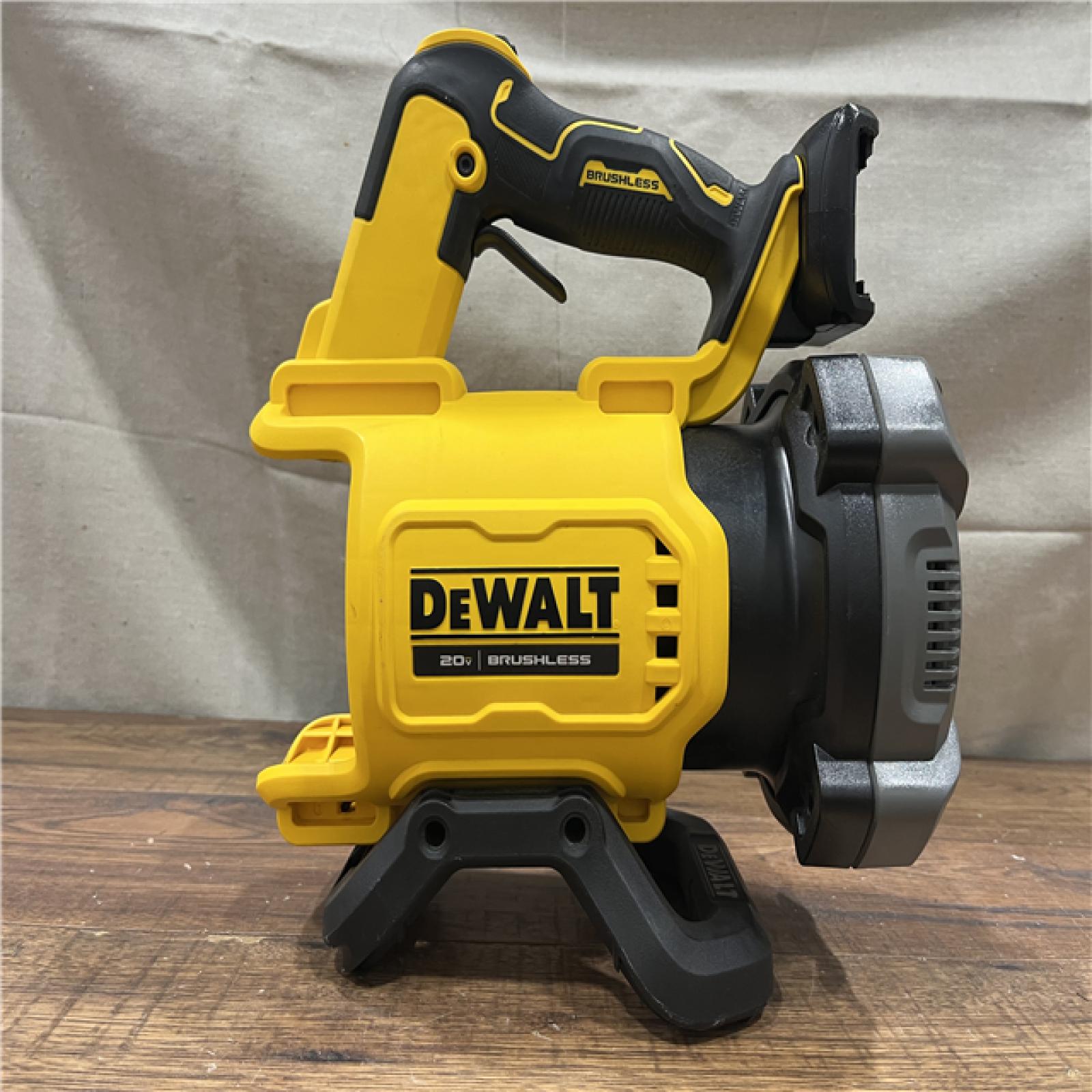 AS-IS DEWALT 20V MAX 125 MPH 450 CFM Brushless Cordless Battery Powered Blower (Tool Only)