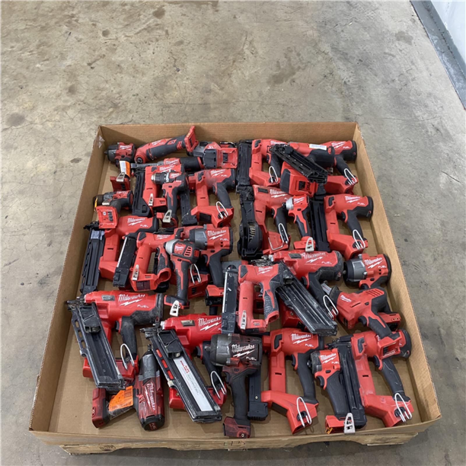Houston Location AS IS - Tool Pallet