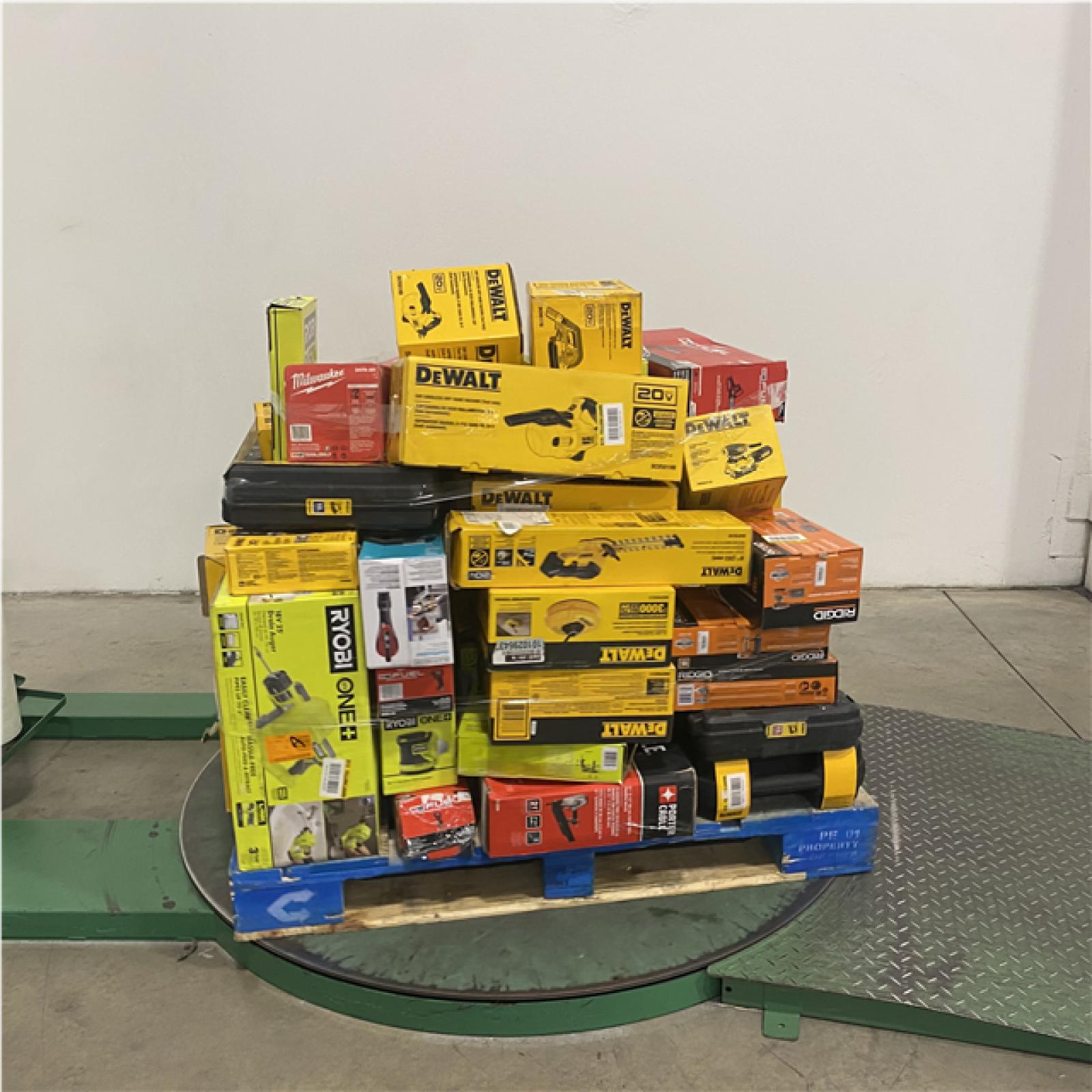 Dallas Location - As-Is Tool Pallet