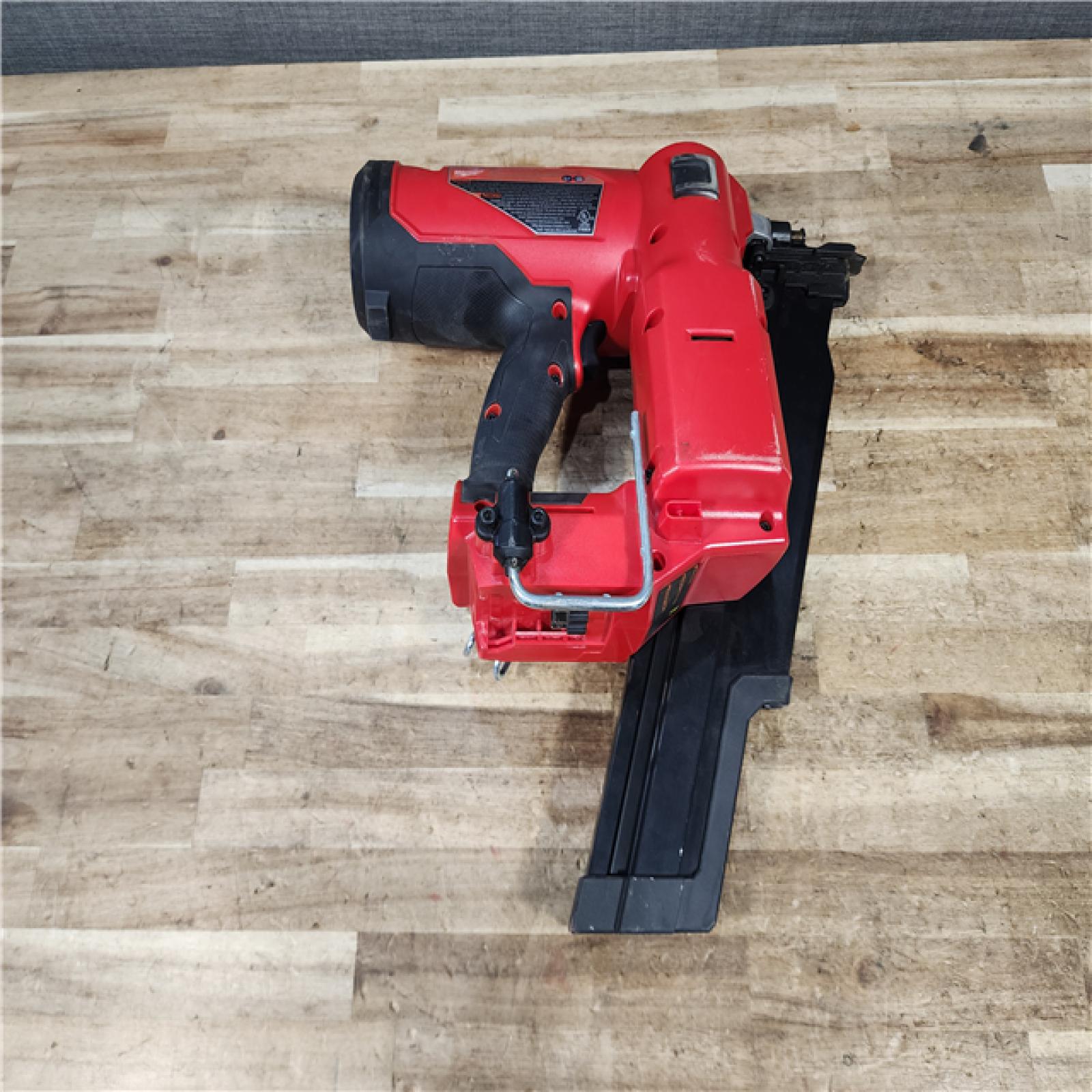 HOUSTON LOCATION - AS - IS Milwaukee FUEL 3-1/2 in. 18-Volt 21-Degree Lithium-Ion Brushless Cordless Framing Nailer (Tool-Only)