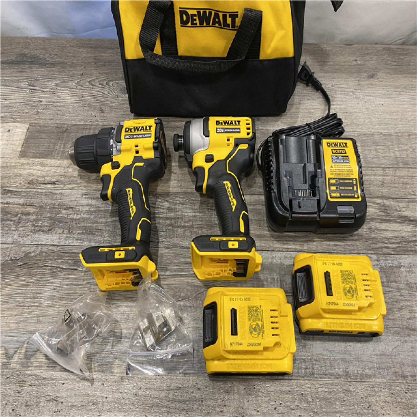 AS-IS DEWALT ATOMIC 20-Volt MAX Lithium-Ion Cordless Combo Kit
