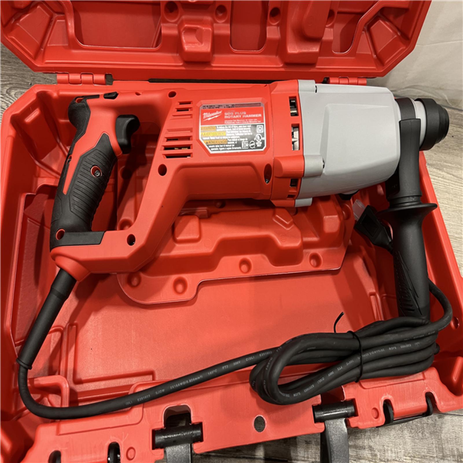 AS-IS Milwaukee 8 Amp Corded 1 in. SDS D-Handle Rotary Hammer