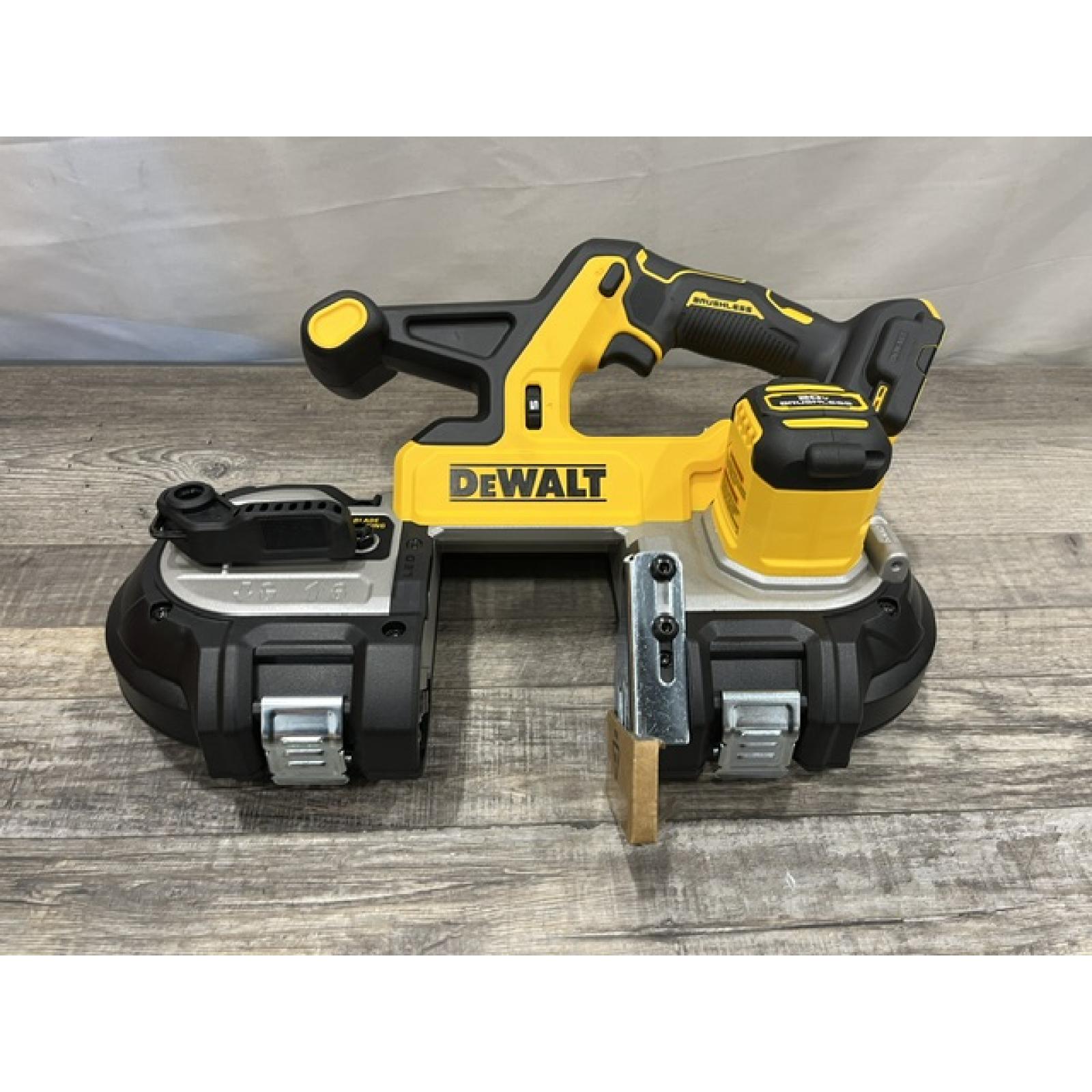 NEW - DEWALT 20-Volt MAX 3-3/8 in. Cordless Brushless Bandsaw (Tool-Only)