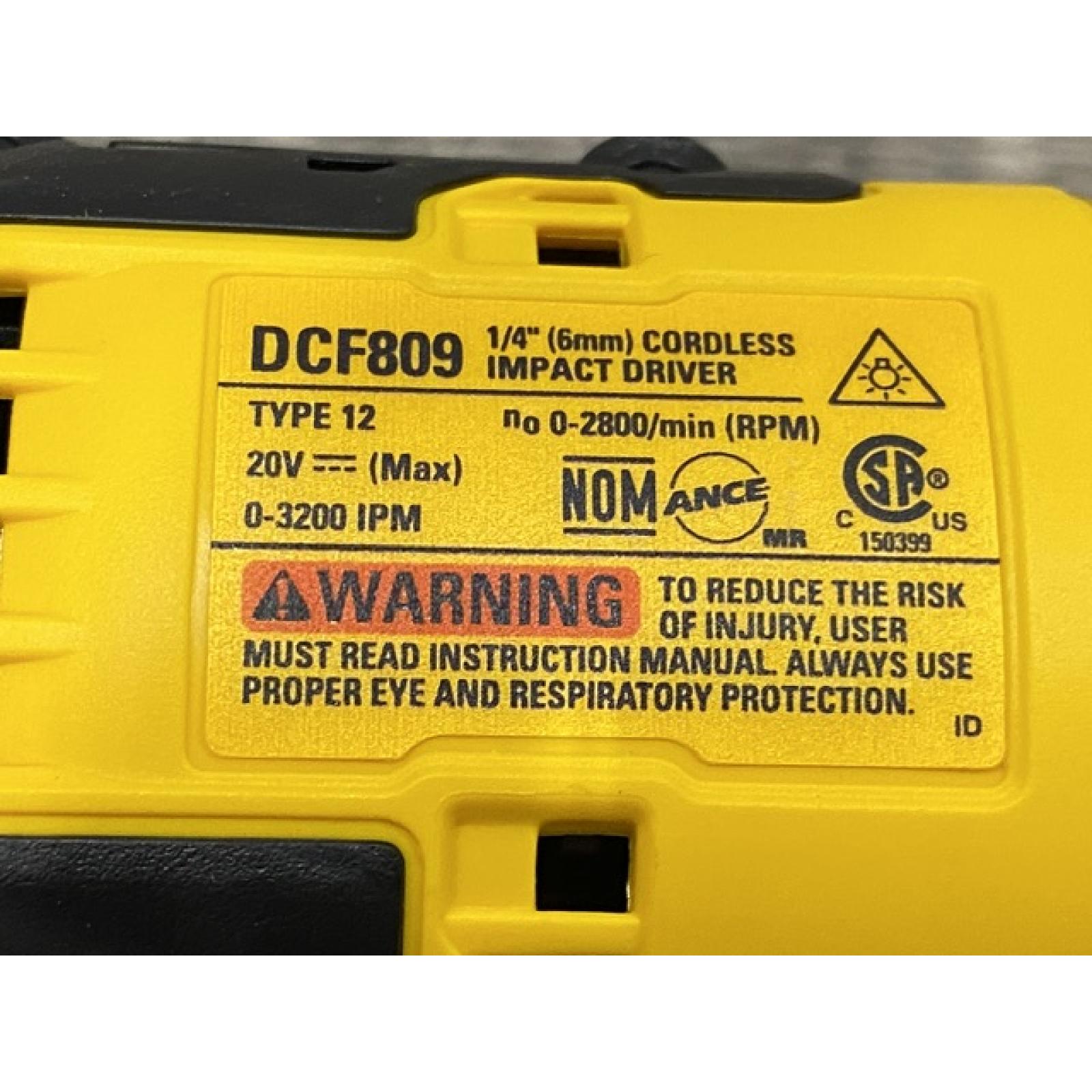 AS-IS DEWALT Atomic 20V Max Lithium-Ion Brushless Cordless Compact 1/4 in. Impact Driver Kit
