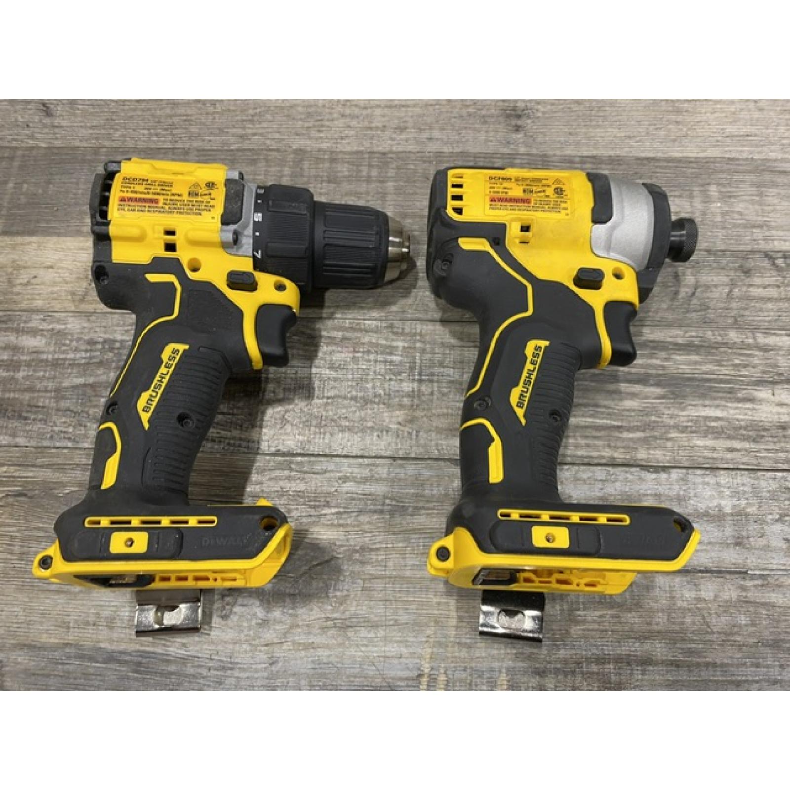 AS-IS DEWALT ATOMIC 20-Volt MAX Lithium-Ion Cordless Combo Kit