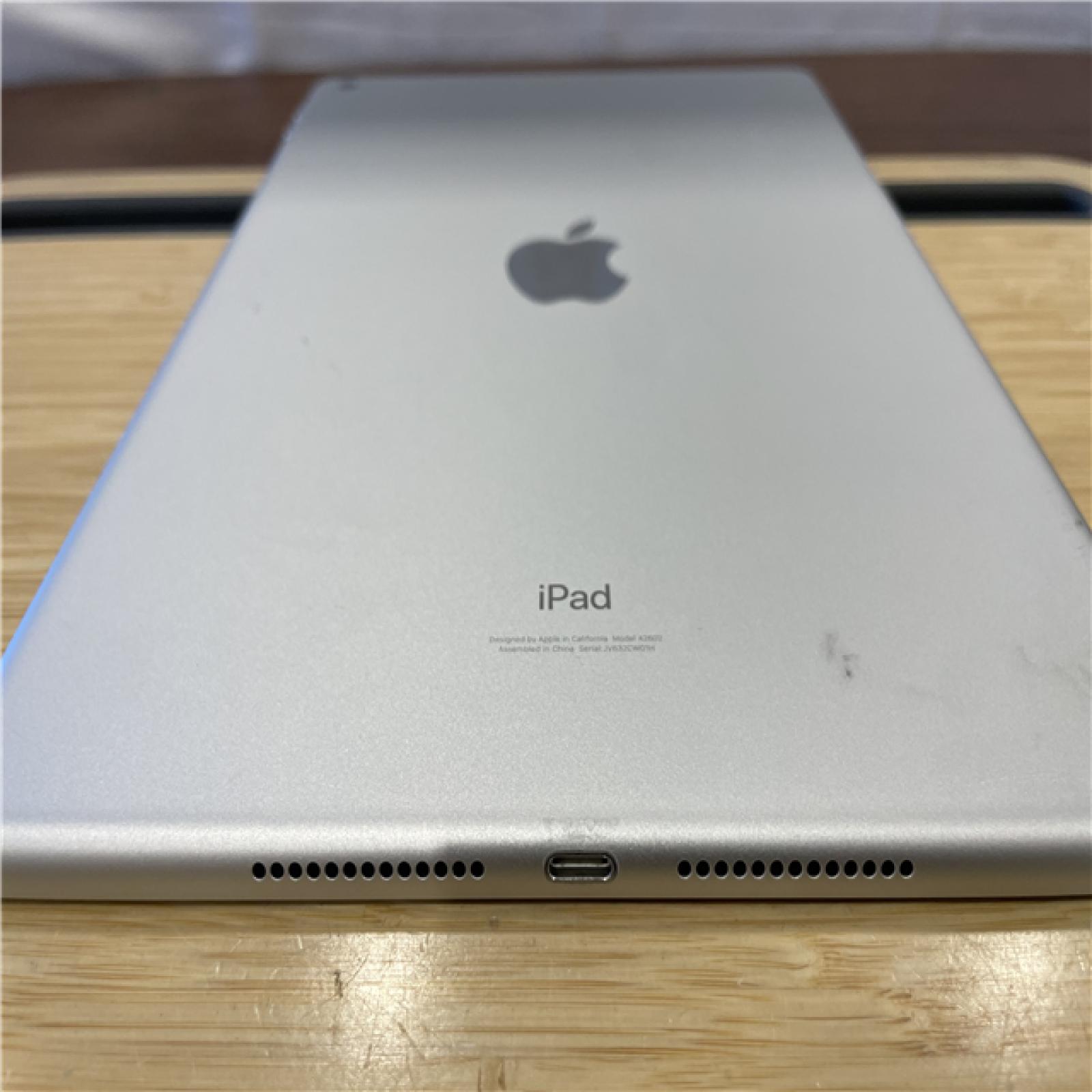 AS-IS Apple iPad 10.2-inch Wi-Fi 64GB (2021, 9th Generation) - Silver