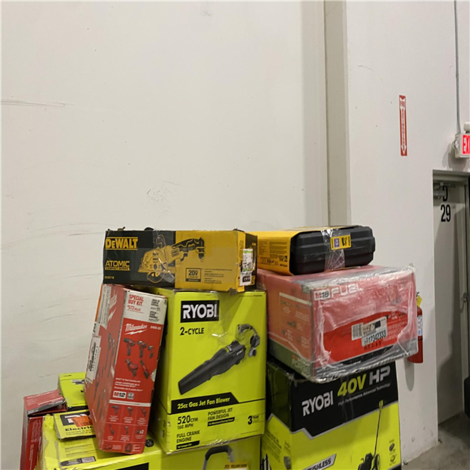 Dallas Location - As-Is Tool Pallet