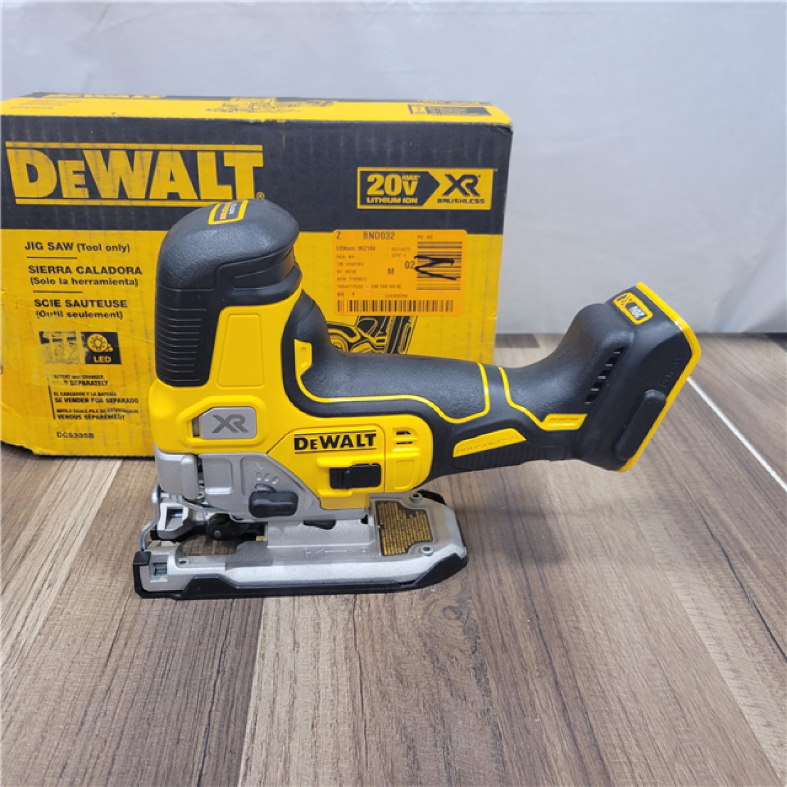 AS-IS DEWALT 20V MAX XR Cordless Barrel Grip Jigsaw (Tool Only)