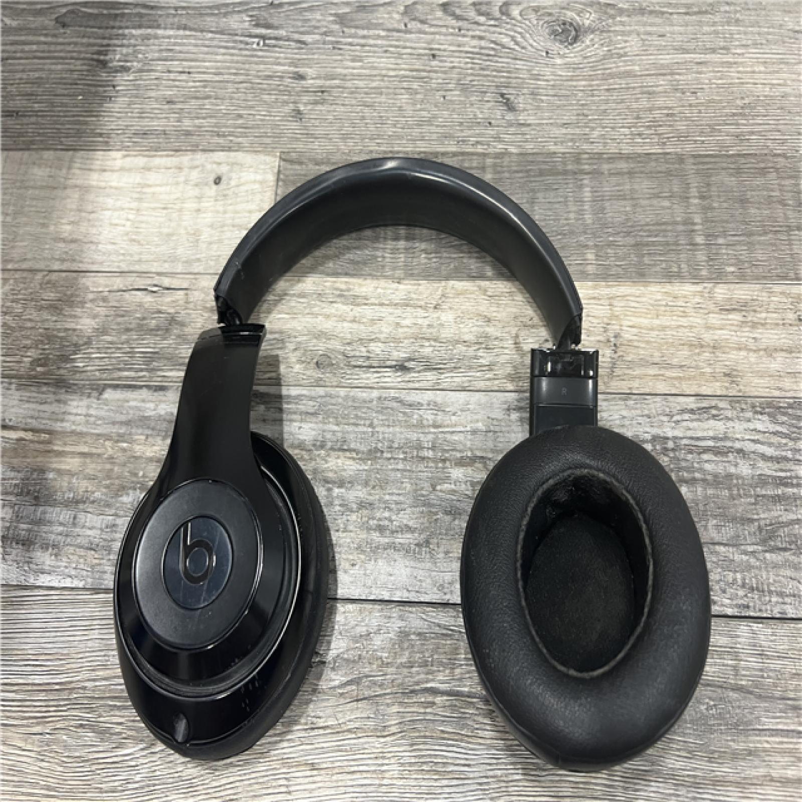 AS-IS Beats Studio3 Wireless Noise Cancelling Headphones-Black