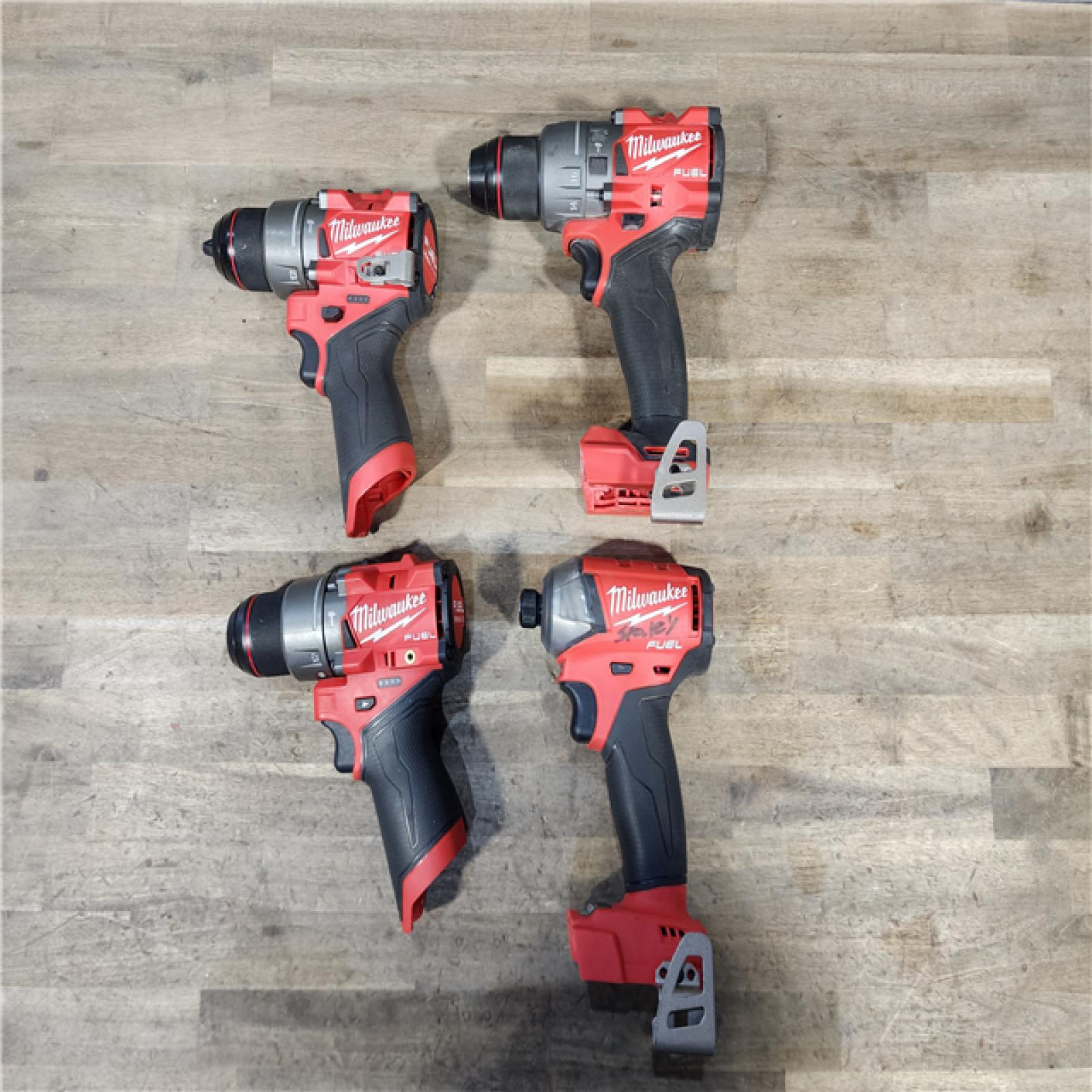 HOUSTON LOCATION - AS-IS MILWAUKEE 4 TOOL COMBO