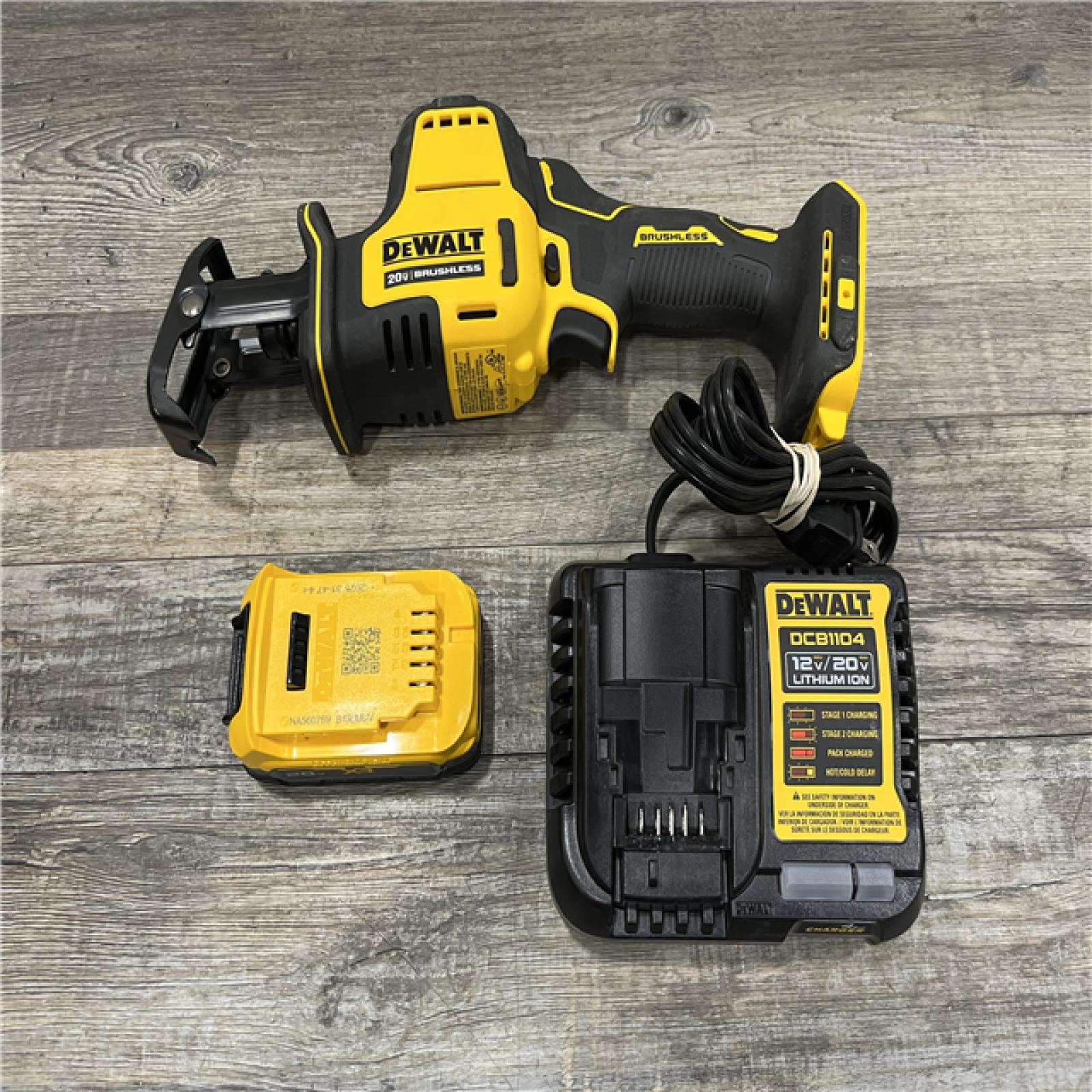 AS-IS DEWALT Atomic 20-Volt Maximum Cordless Brushless Compact Reciprocating Saw Kit
