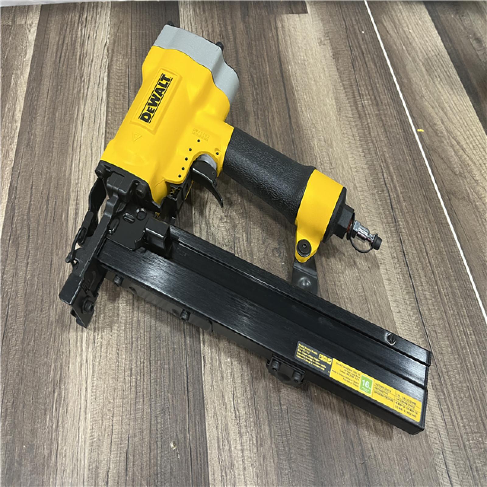 AS-IS DeWalt 16 Gauge 1 Crown 2 Lathing Stapler