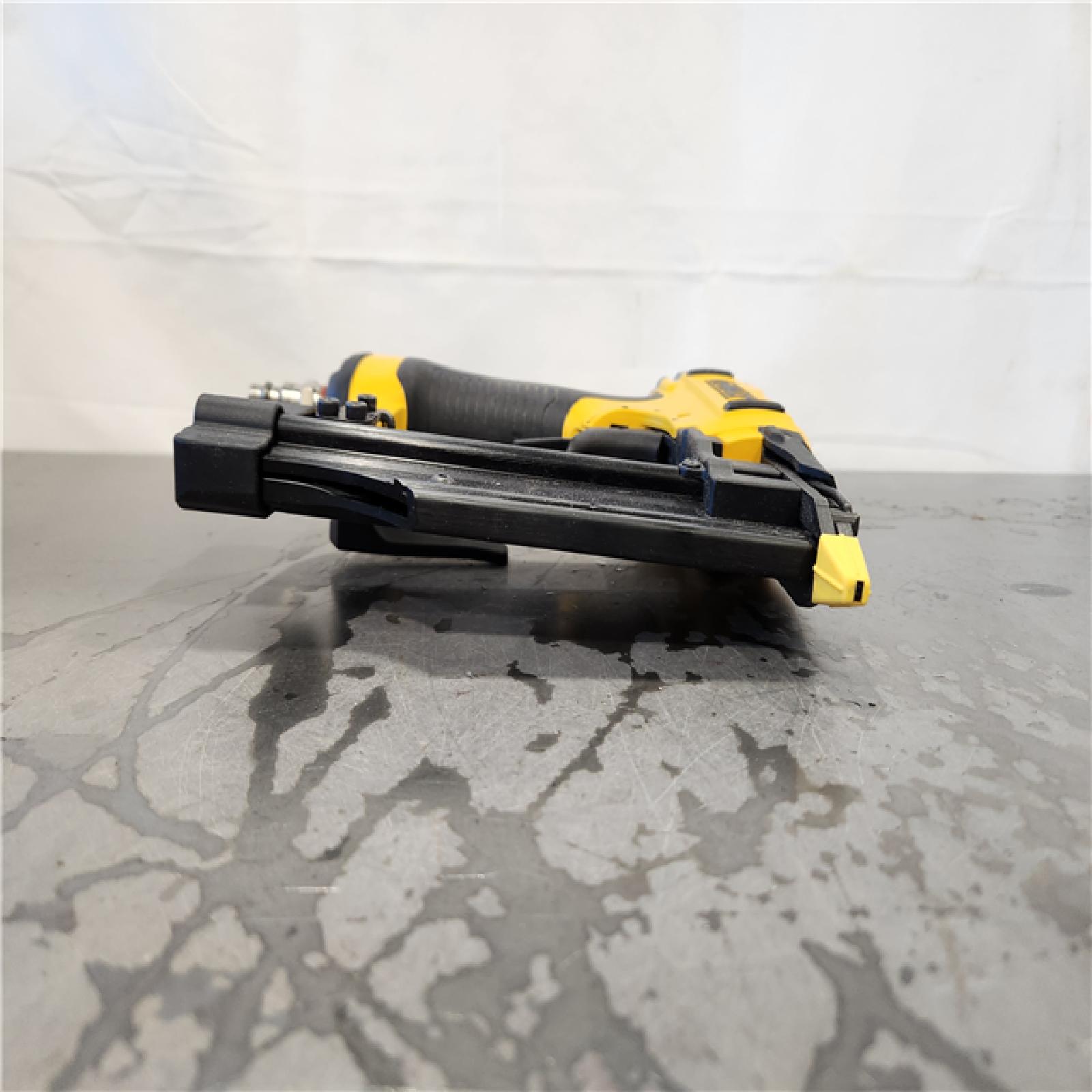 AS-IS- Dewalt-DWFP2350K 23 GA Pin Nailer