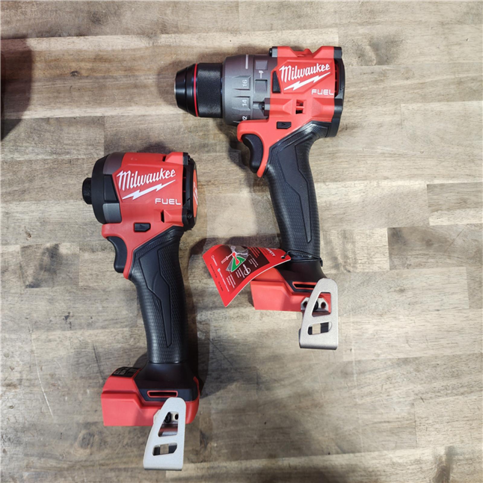 HOUSTON LOCATION - AS-IS (APPEARS LIKE NEW) MILWAUKEE M18 FUEL 18V Lithium-Ion Brushless Cordless Hammer Drill and Impact Driver Combo Kit (2-Tool) with 2 Batteries
